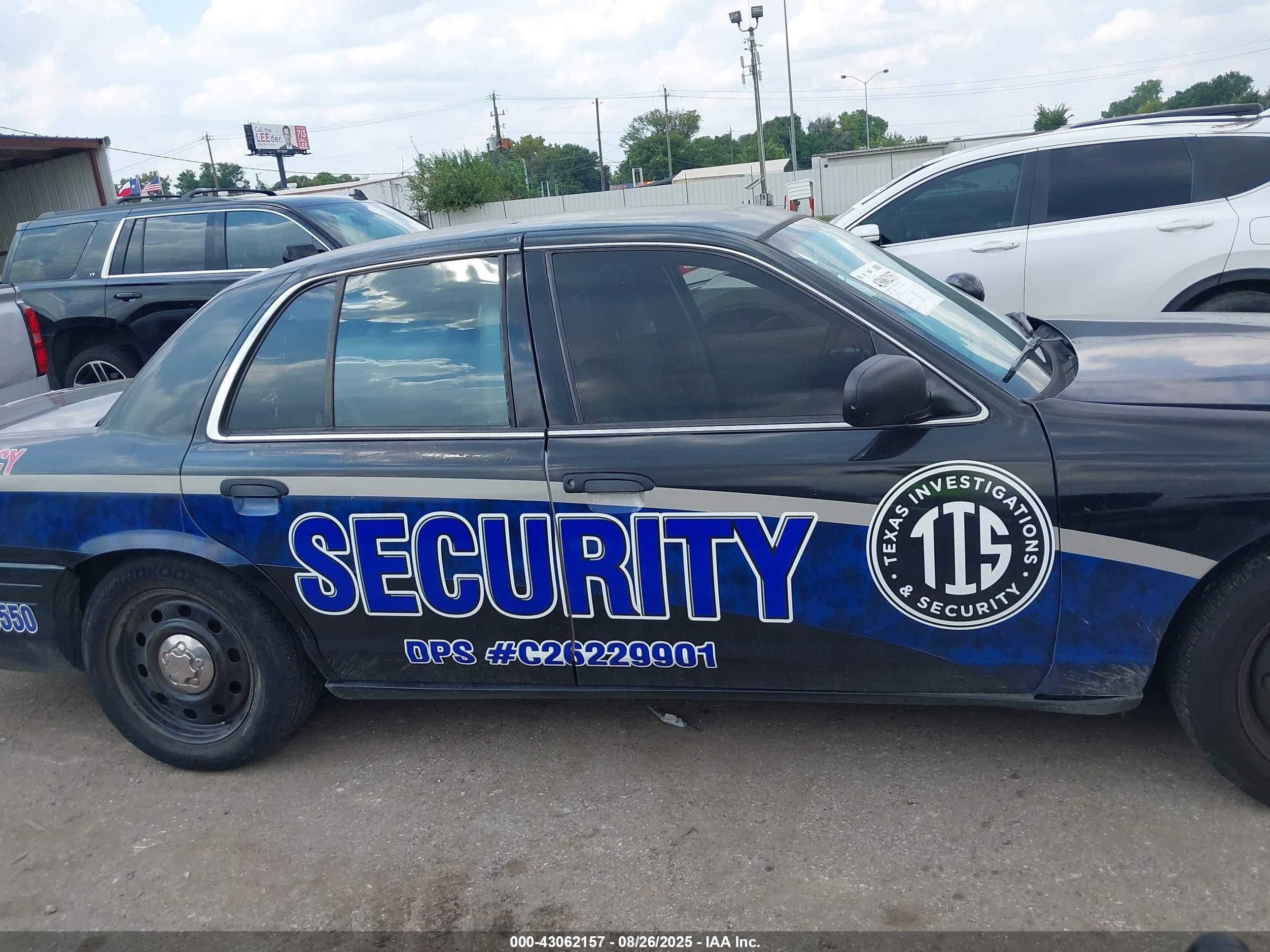 2009 Ford Crown Victoria Police/police Interceptor Черный vin: 2FAHP71V89X120277
