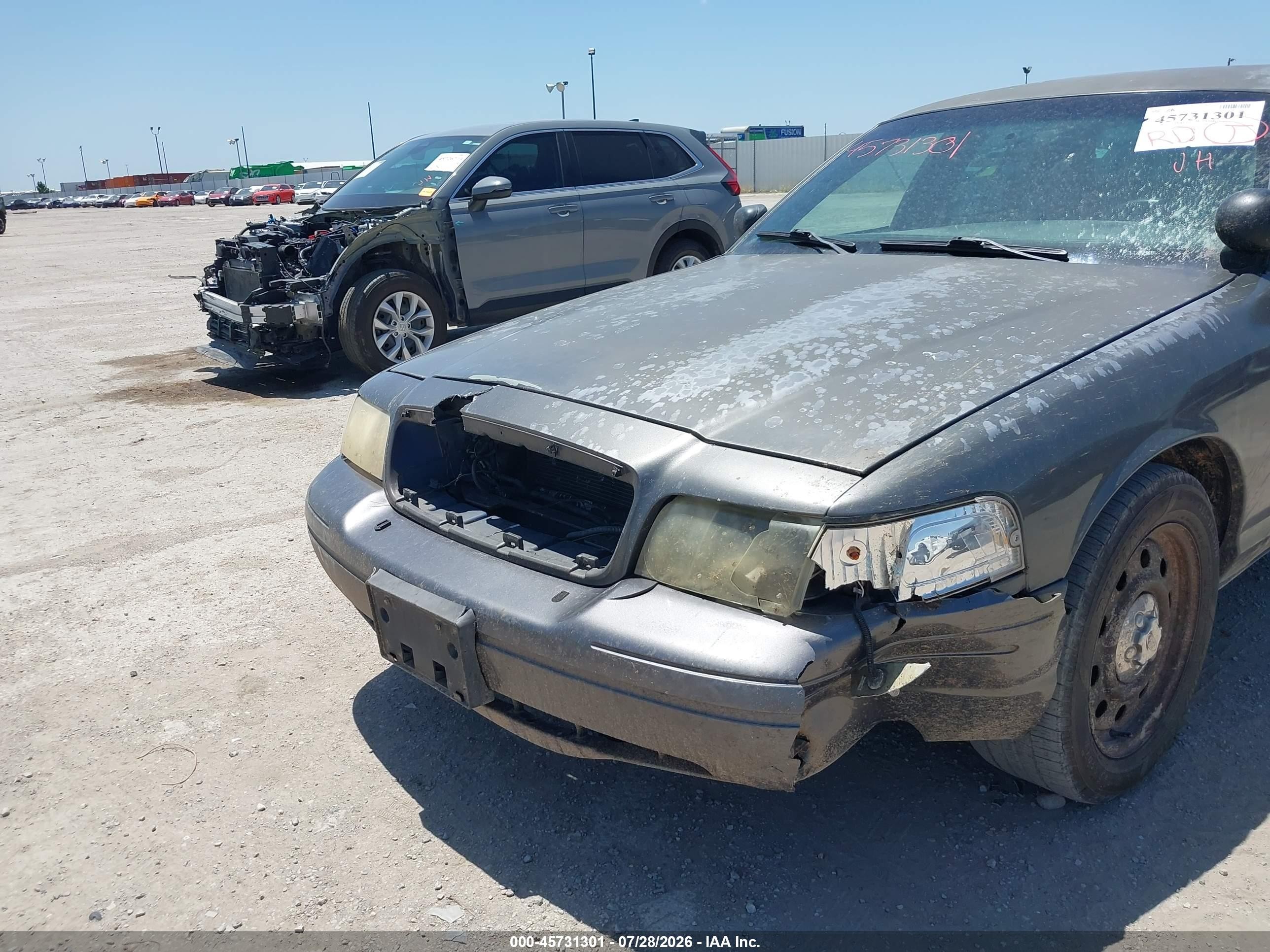 2009 Ford Crown Victoria Police/police Interceptor Gray vin: 2FAHP71V89X126564