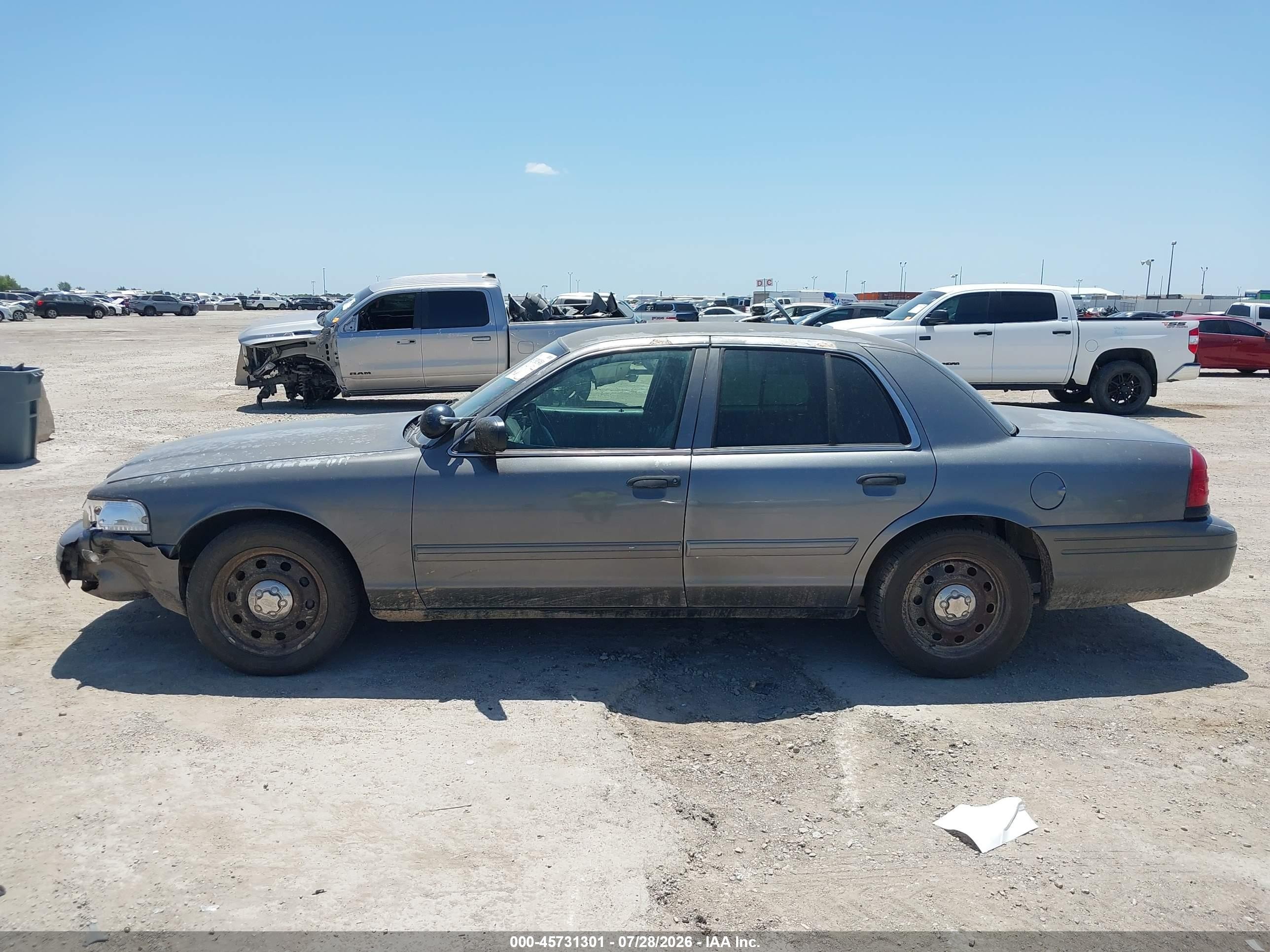 2009 Ford Crown Victoria Police/police Interceptor Gray vin: 2FAHP71V89X126564