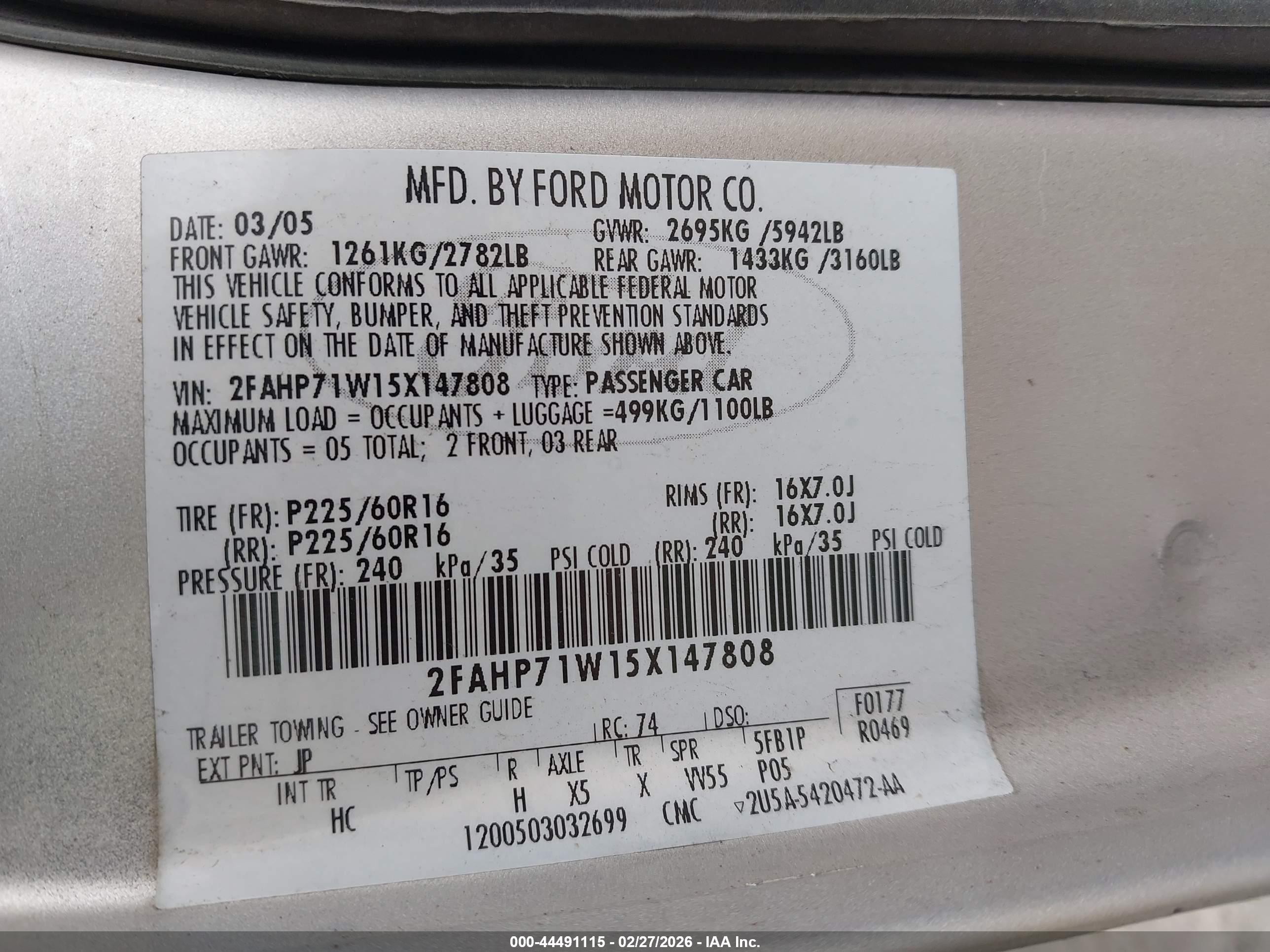 2005 Ford Crown Victoria Police Silver vin: 2FAHP71W15X147808