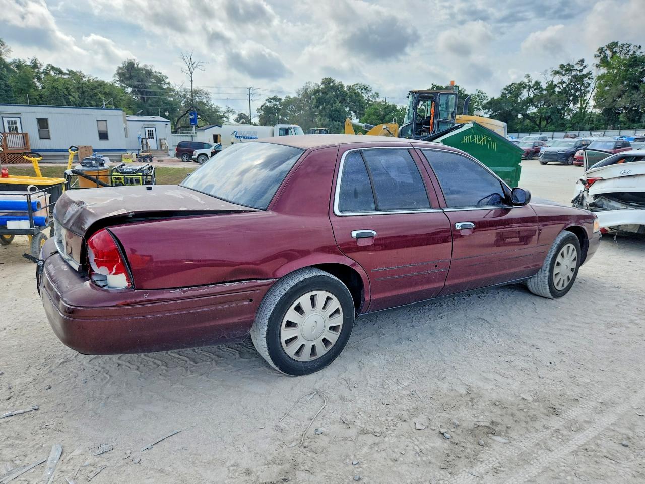 2006 Ford Crown Victoria Police Interceptor Burgundy vin: 2FAHP71W26X151688