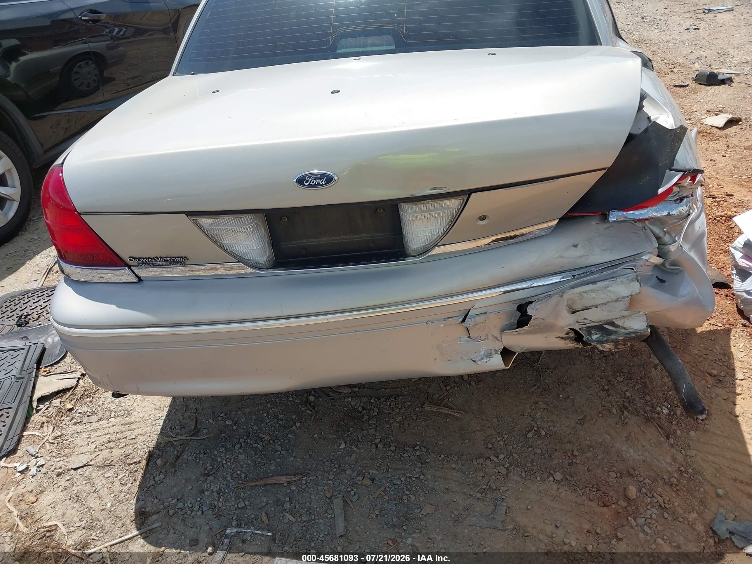 2007 Ford Crown Victoria Police/police Interceptor Silver vin: 2FAHP71W37X114859