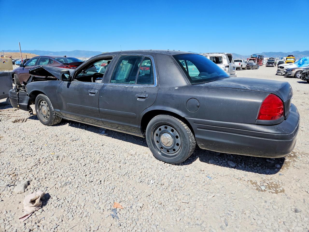 2007 Ford Crown Victoria Police Interceptor Black vin: 2FAHP71W37X138675