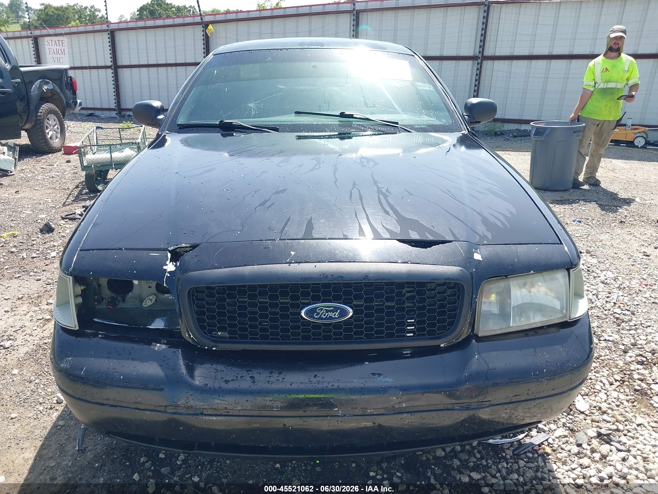 2007 Ford Crown Victoria Police/police Interceptor Black vin: 2FAHP71W67X149783