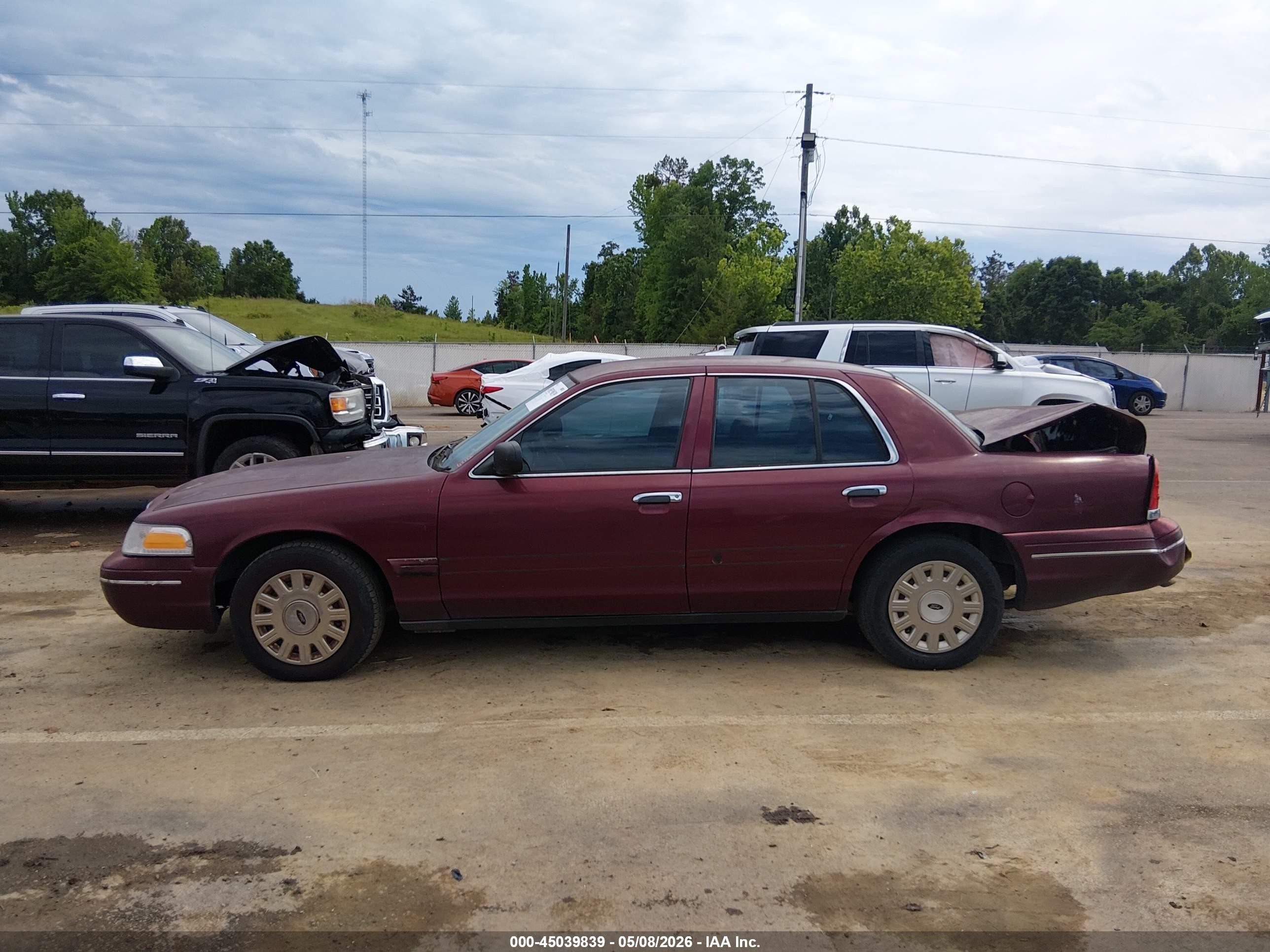 2005 Ford Crown Victoria Police Бордовый vin: 2FAHP71W75X128650