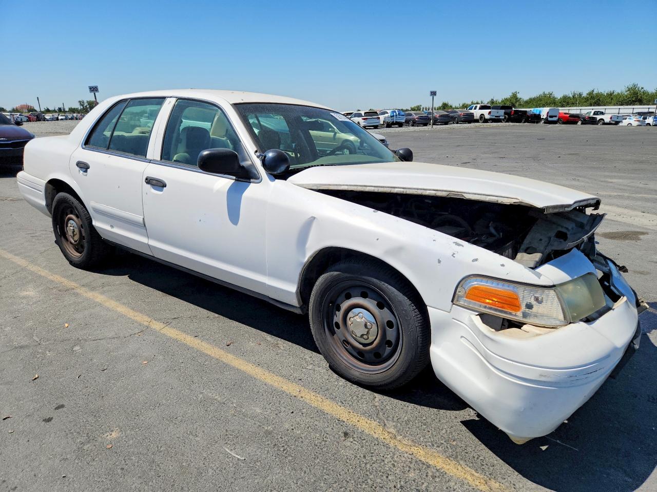 2007 Ford Crown Victoria Police Interceptor White vin: 2FAHP71W77X123340