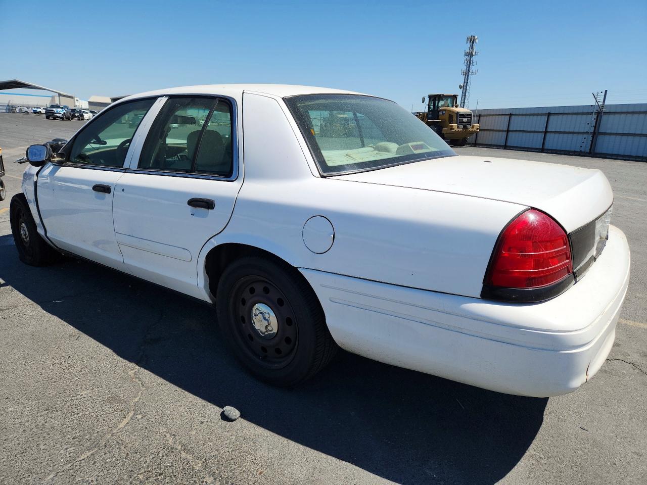 2007 Ford Crown Victoria Police Interceptor White vin: 2FAHP71W77X123340