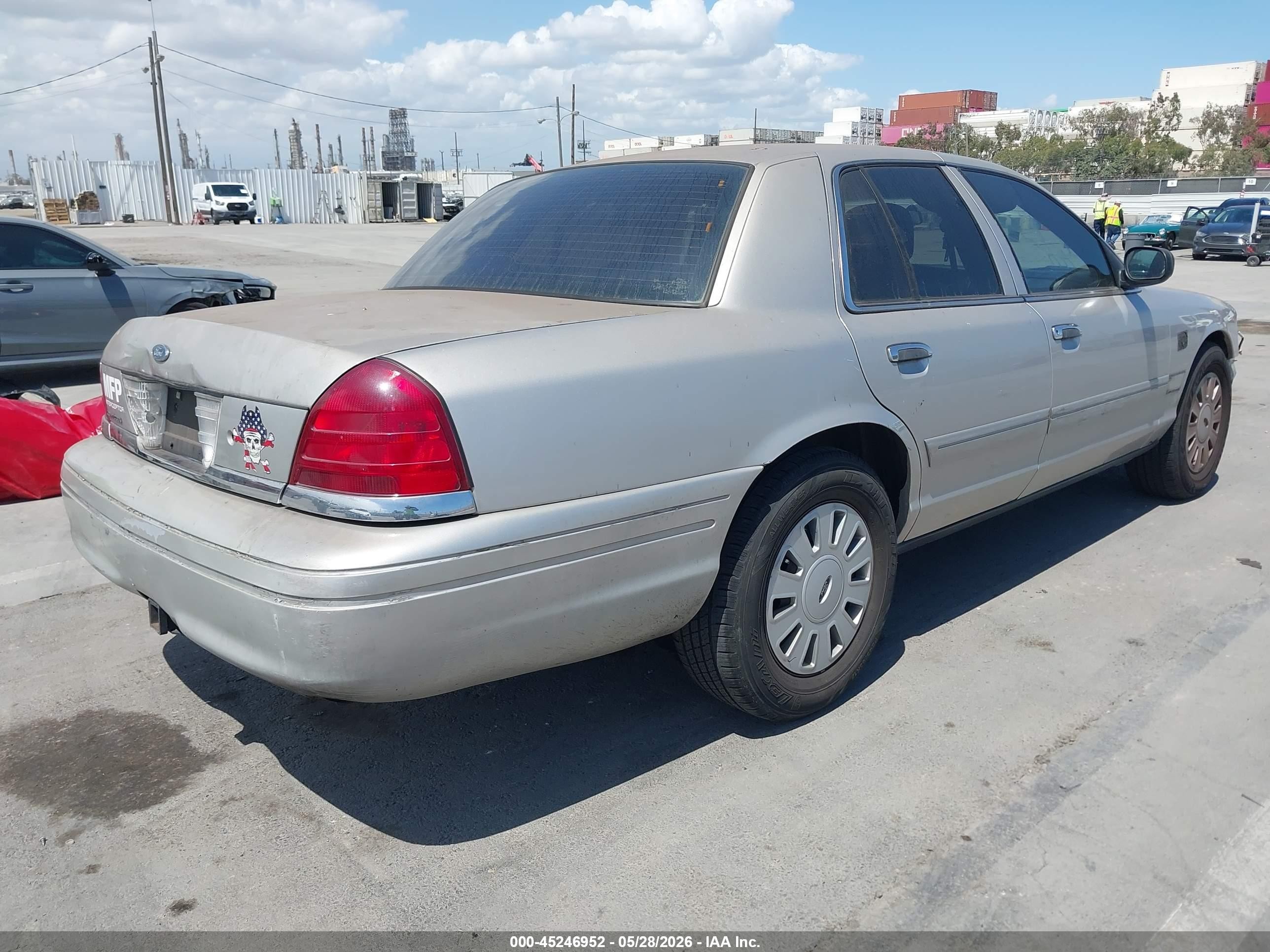2007 Ford Crown Victoria Police/police Interceptor Silver vin: 2FAHP71W97X159899