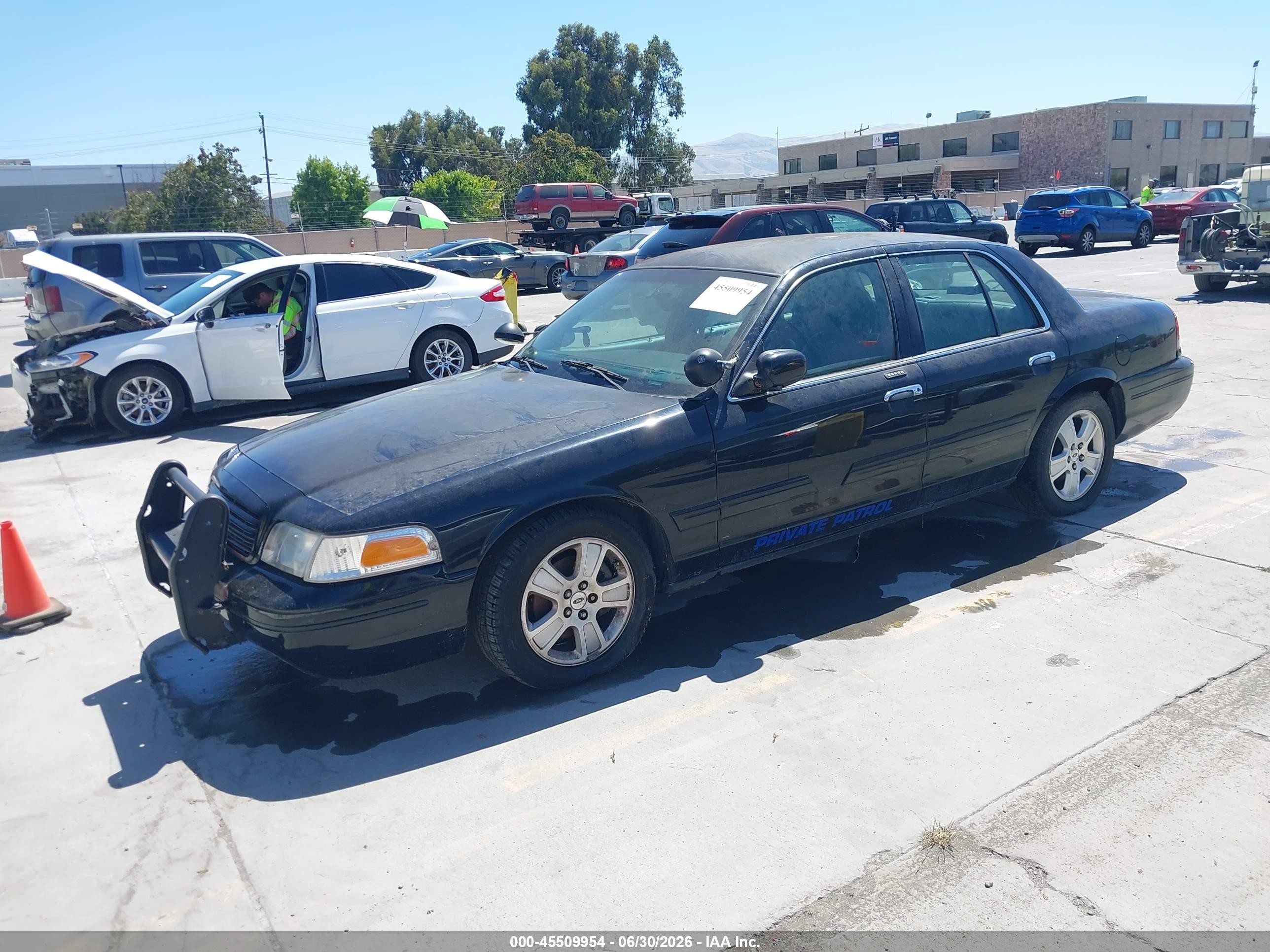 2003 Ford Crown Victoria Lx Black vin: 2FAHP74W03X163362