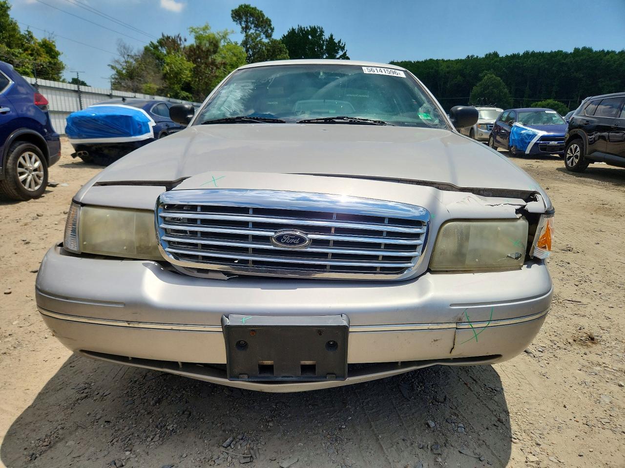 2004 Ford Crown Victoria Lx Silver vin: 2FAHP74W04X142660