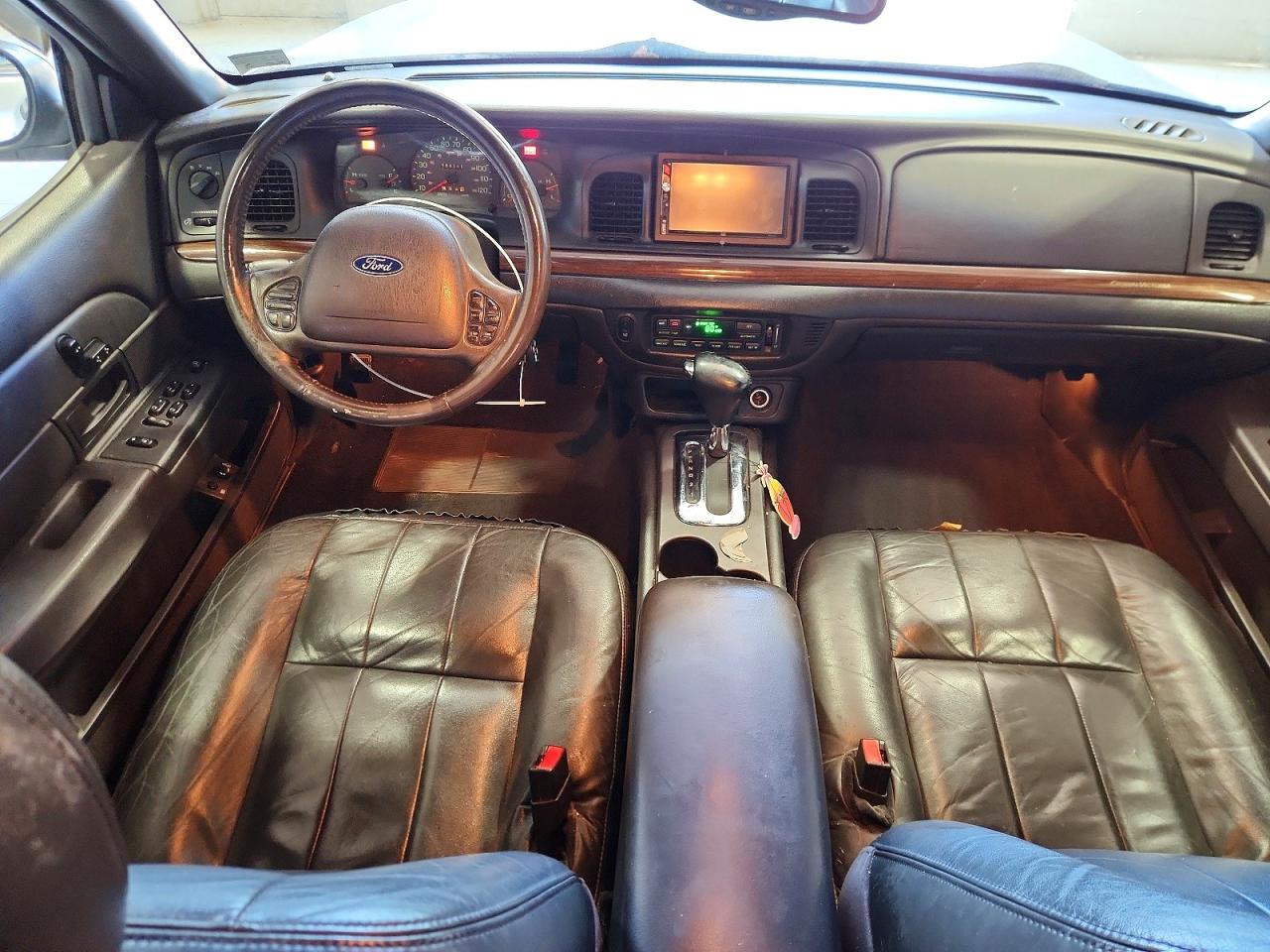 2003 Ford Crown Victoria Lx Silver vin: 2FAHP74W73X160992