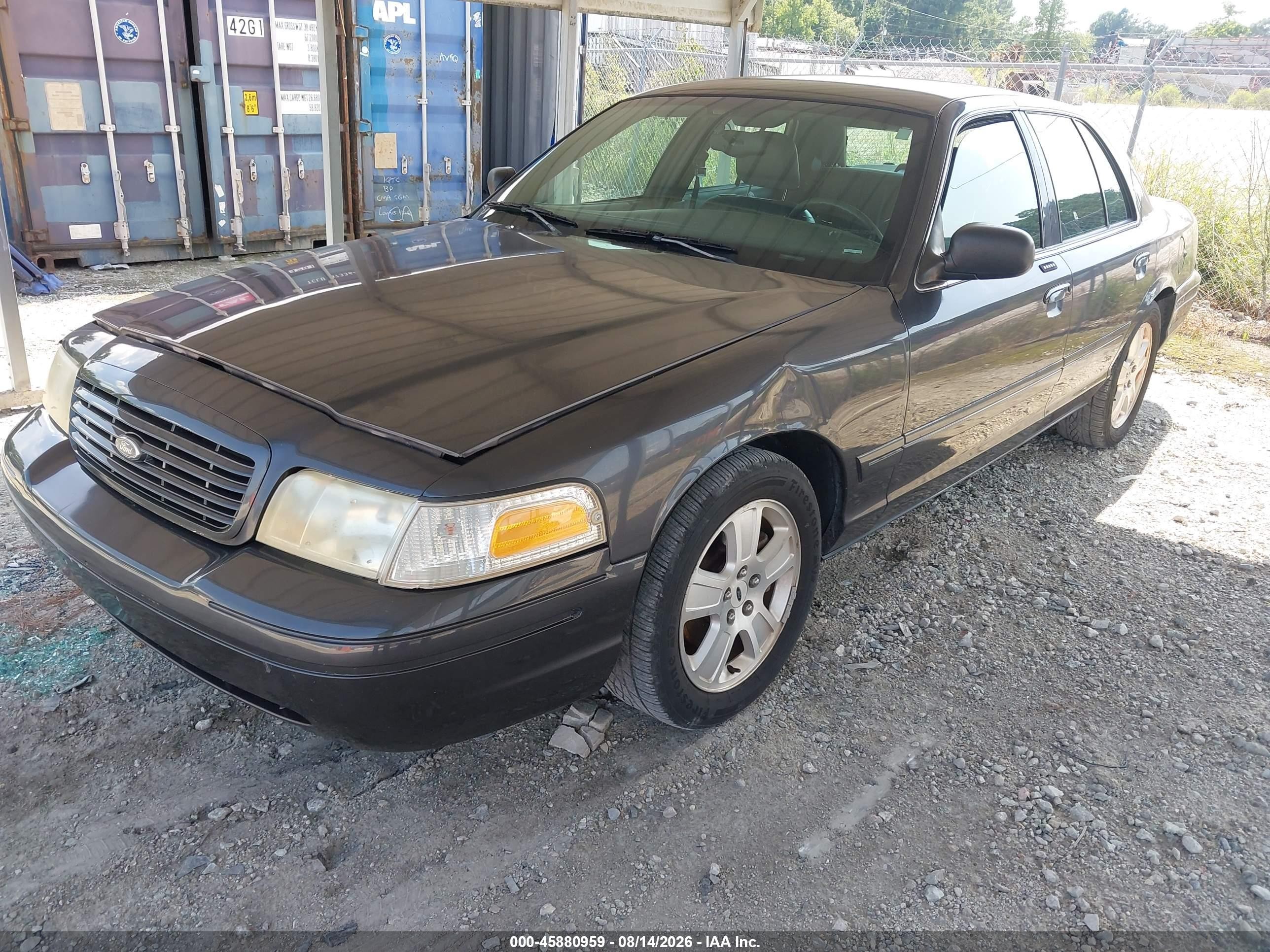 2004 Ford Crown Victoria Lx Gray vin: 2FAHP74W94X121600