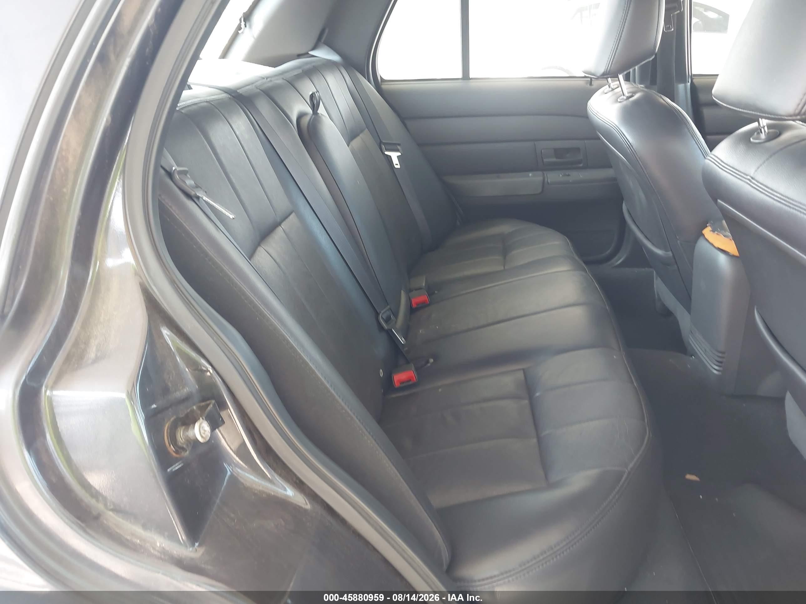 2004 Ford Crown Victoria Lx Gray vin: 2FAHP74W94X121600