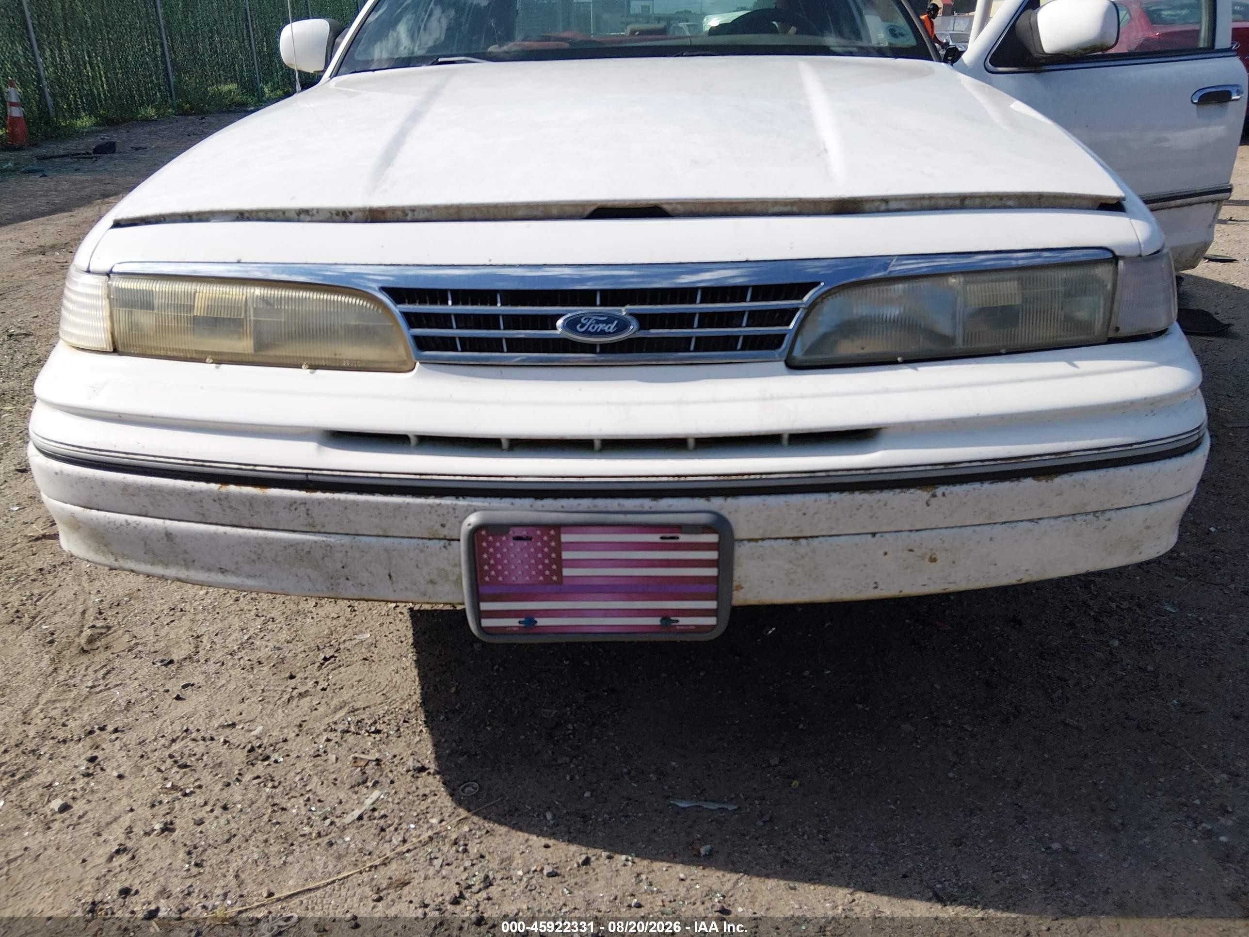 1994 Ford Crown Victoria Police Interceptor White vin: 2FALP71W7RX194969