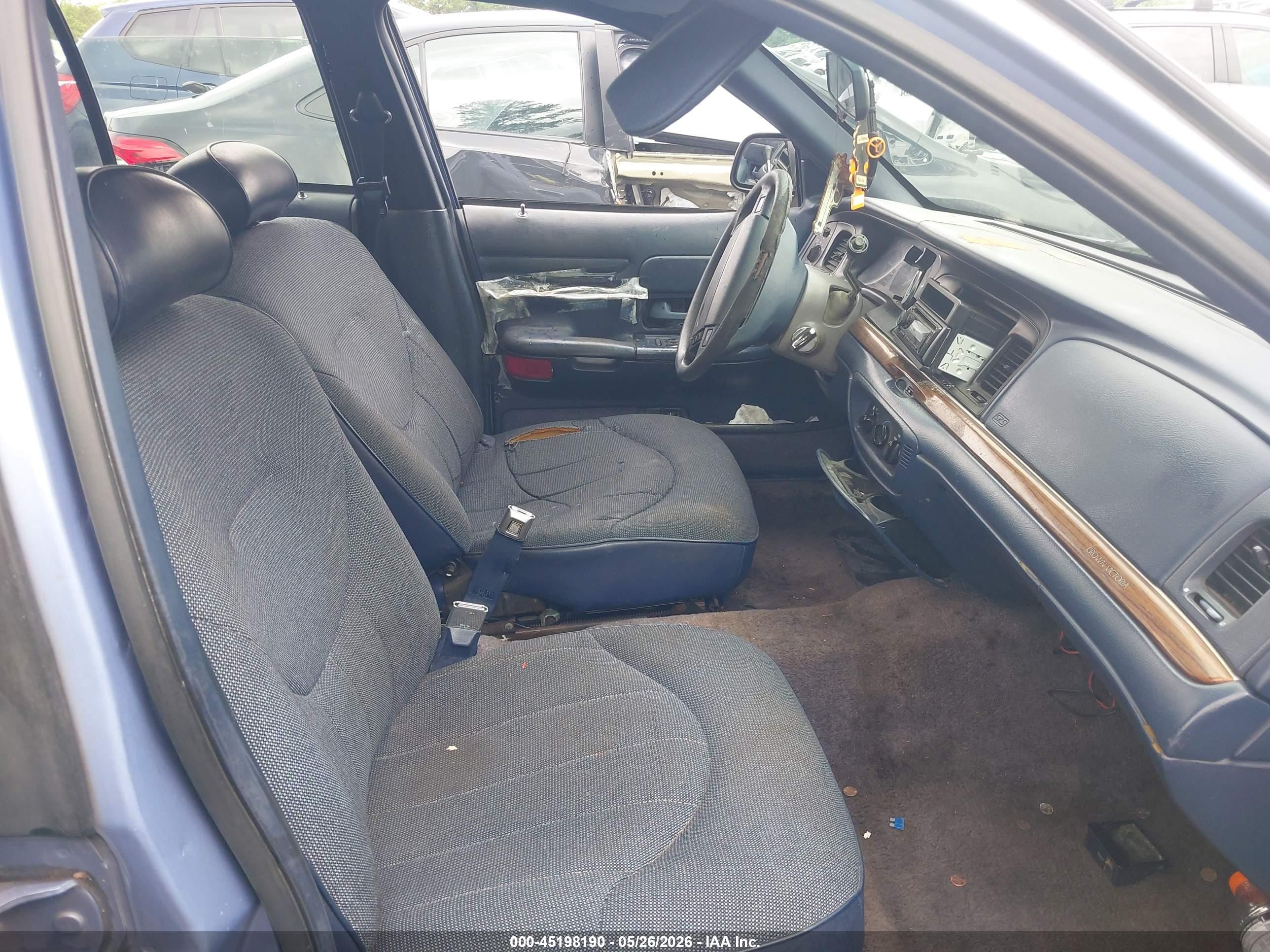 1995 Ford Crown Victoria Police Interceptor Light Blue vin: 2FALP71WXSX178335