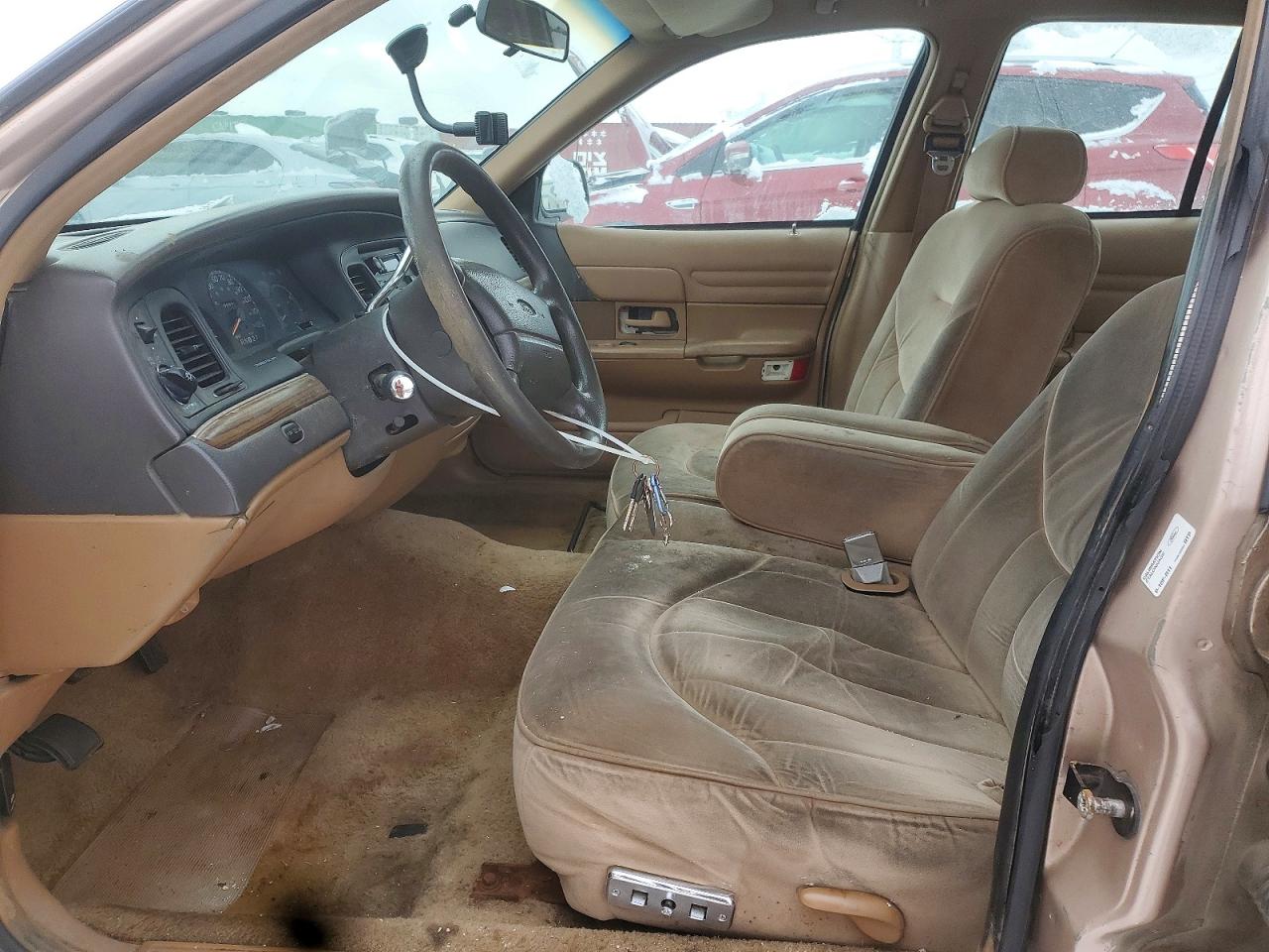 1996 Ford Crown Victoria Желто-коричневый vin: 2FALP73W0TX174812