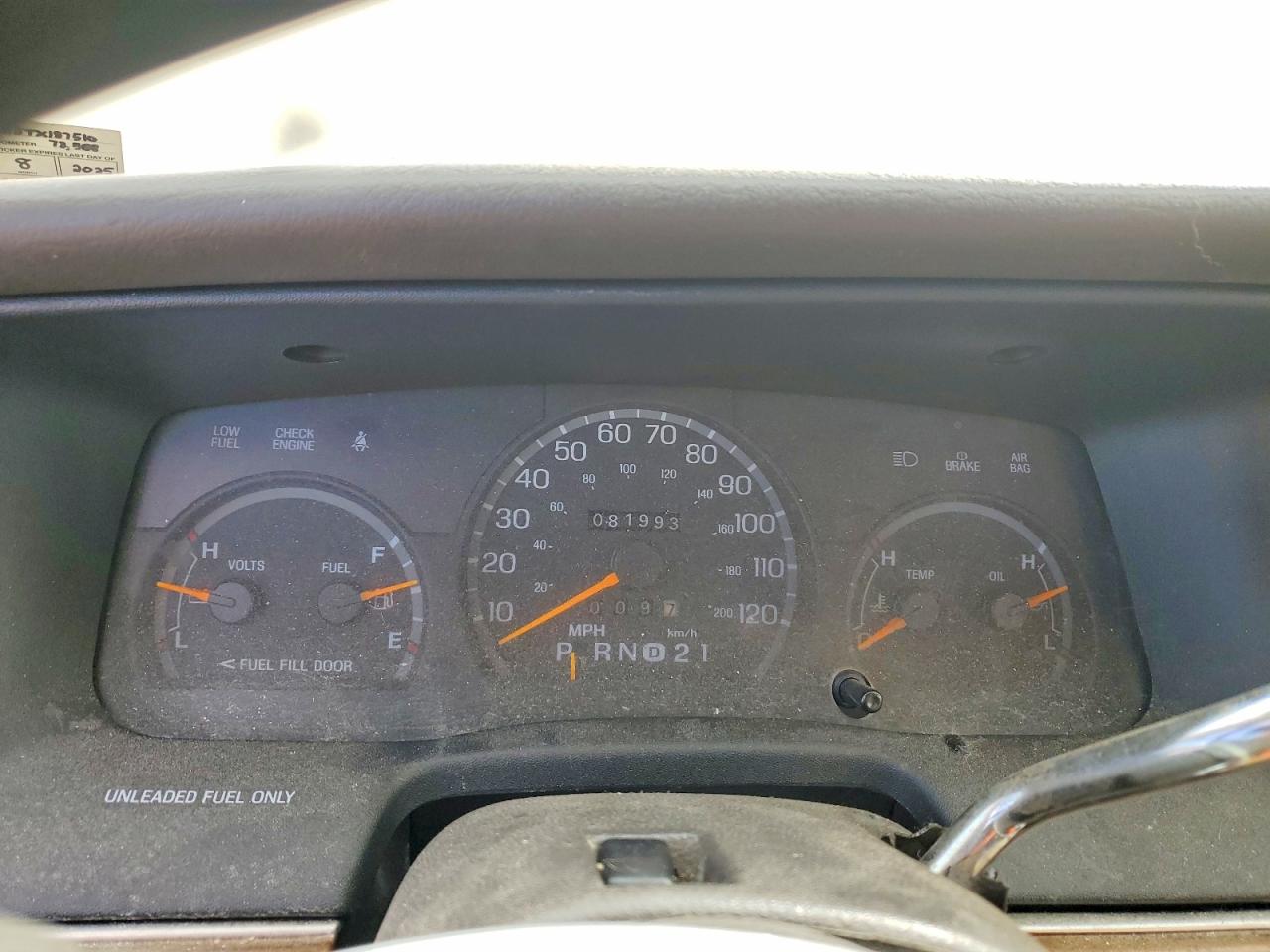 1996 Ford Crown Victoria Золотой vin: 2FALP73W5TX187510