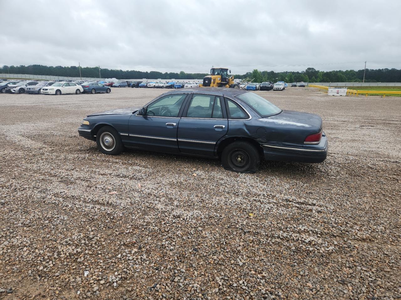 1997 Ford Crown Victoria Teal vin: 2FALP73WXVX110070
