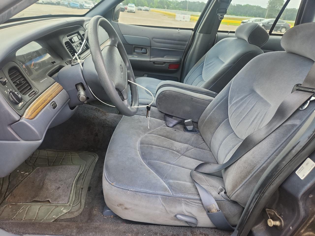 1997 Ford Crown Victoria Teal vin: 2FALP73WXVX110070