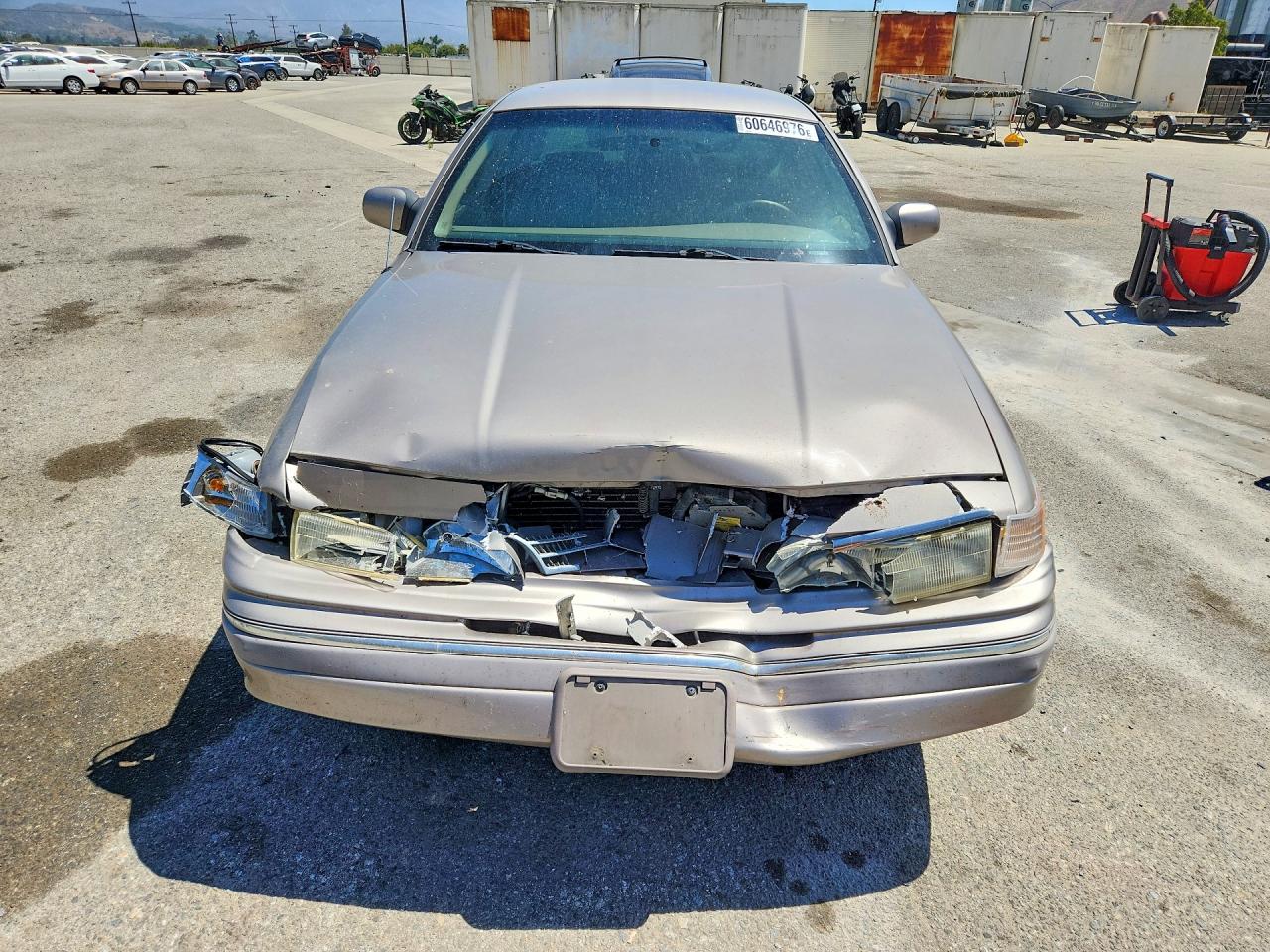 1994 Ford Crown Victoria Lx Tan vin: 2FALP74W0RX170038