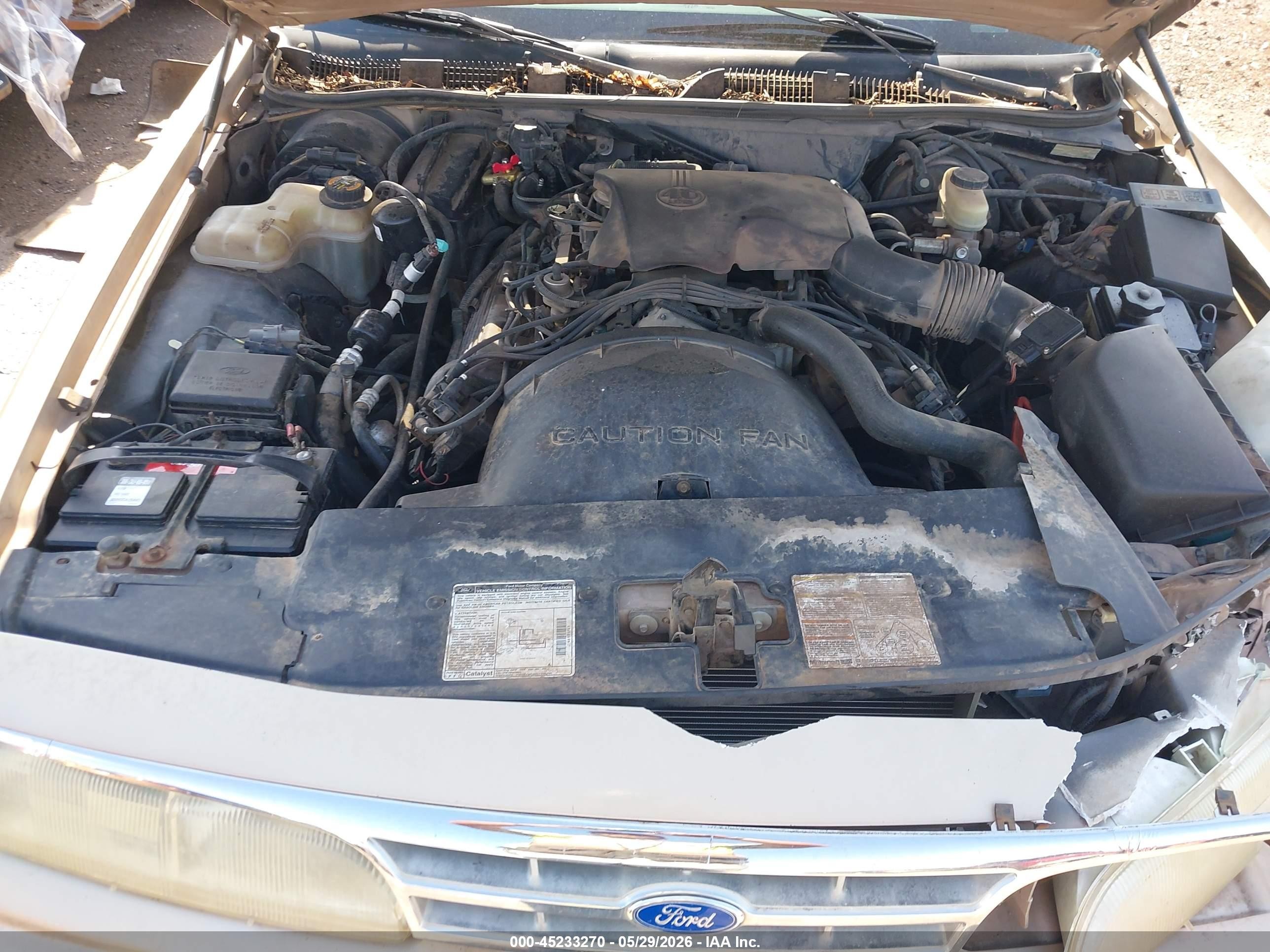 1996 Ford Crown Victoria Lx Gold vin: 2FALP74W0TX131201
