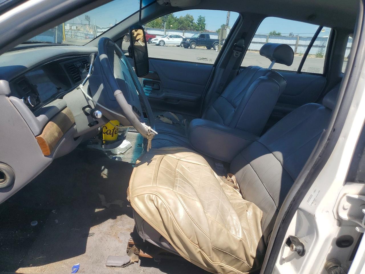 1994 Ford Crown Victoria Lx White vin: 2FALP74W1RX124525