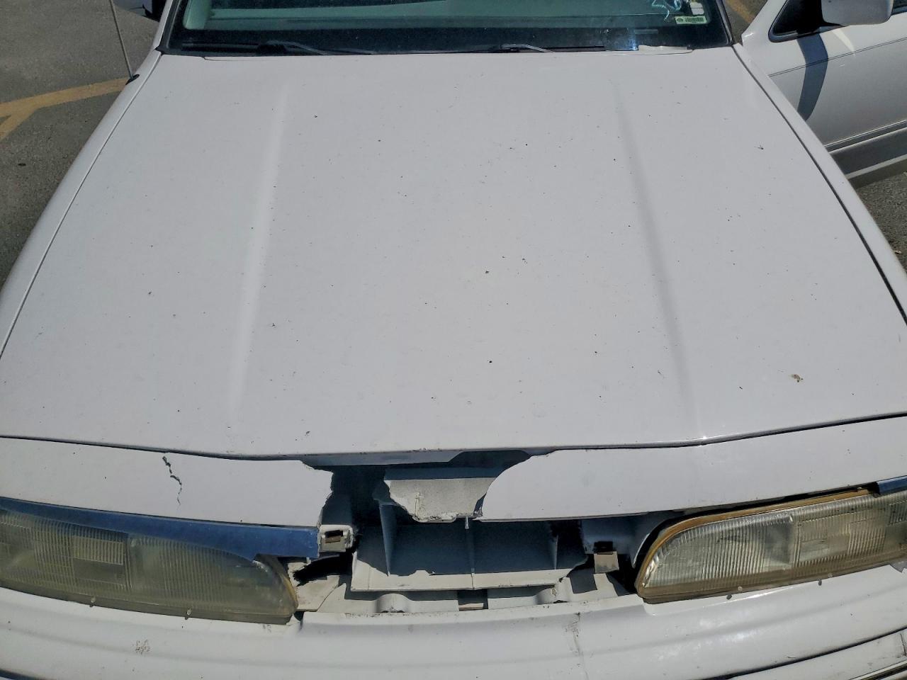 1994 Ford Crown Victoria Lx White vin: 2FALP74W1RX124525