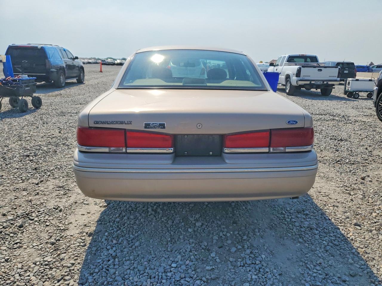 1997 Ford Crown Victoria Lx Tan vin: 2FALP74W3VX228086