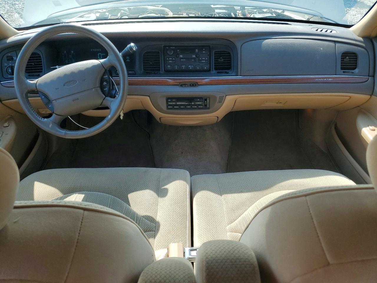 1997 Ford Crown Victoria Lx Tan vin: 2FALP74W3VX228086