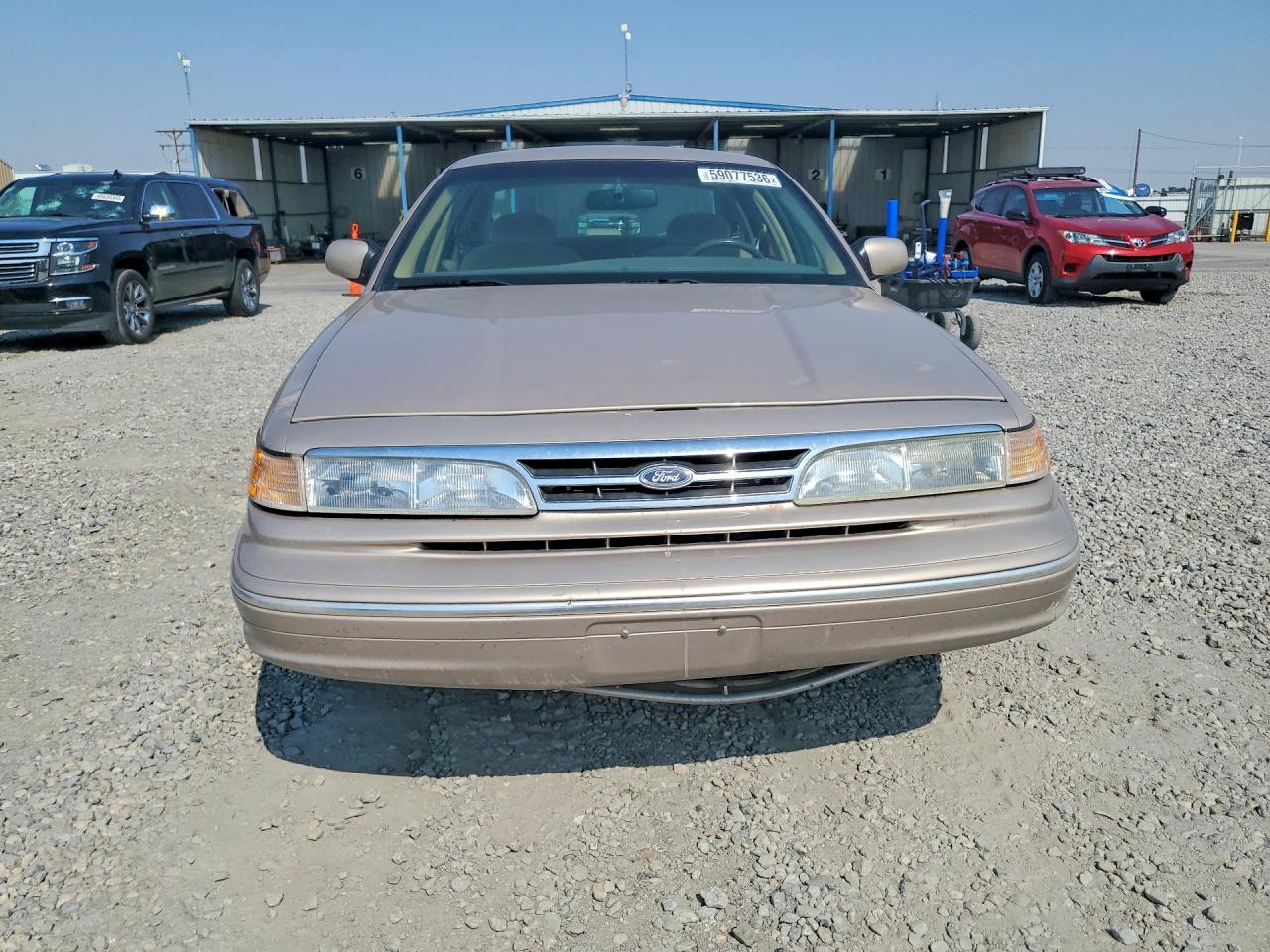 1997 Ford Crown Victoria Lx Tan vin: 2FALP74W3VX228086