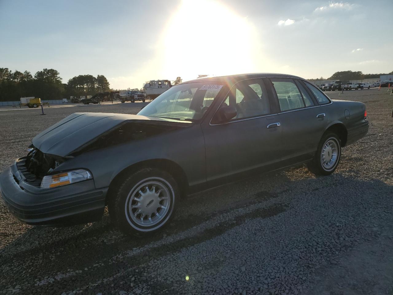 1996 Ford Crown Victoria Lx Зеленый vin: 2FALP74W4TX209561