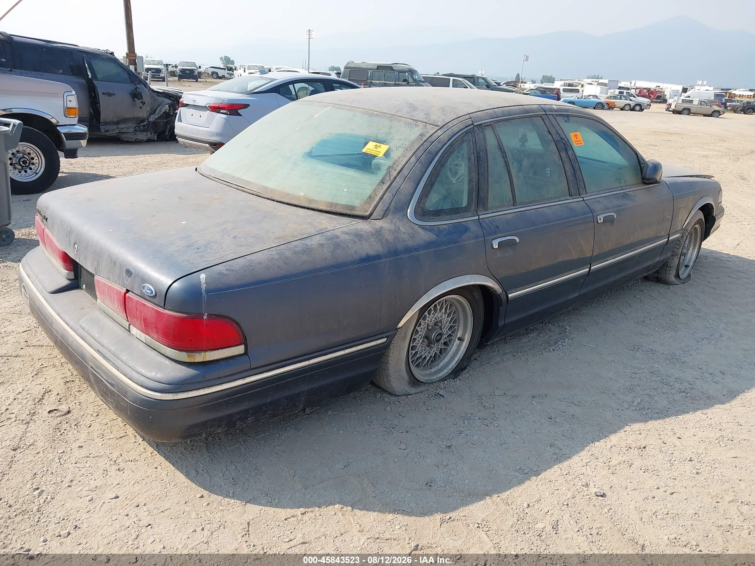 1997 Ford Crown Victoria Lx Blue vin: 2FALP74W5VX223620