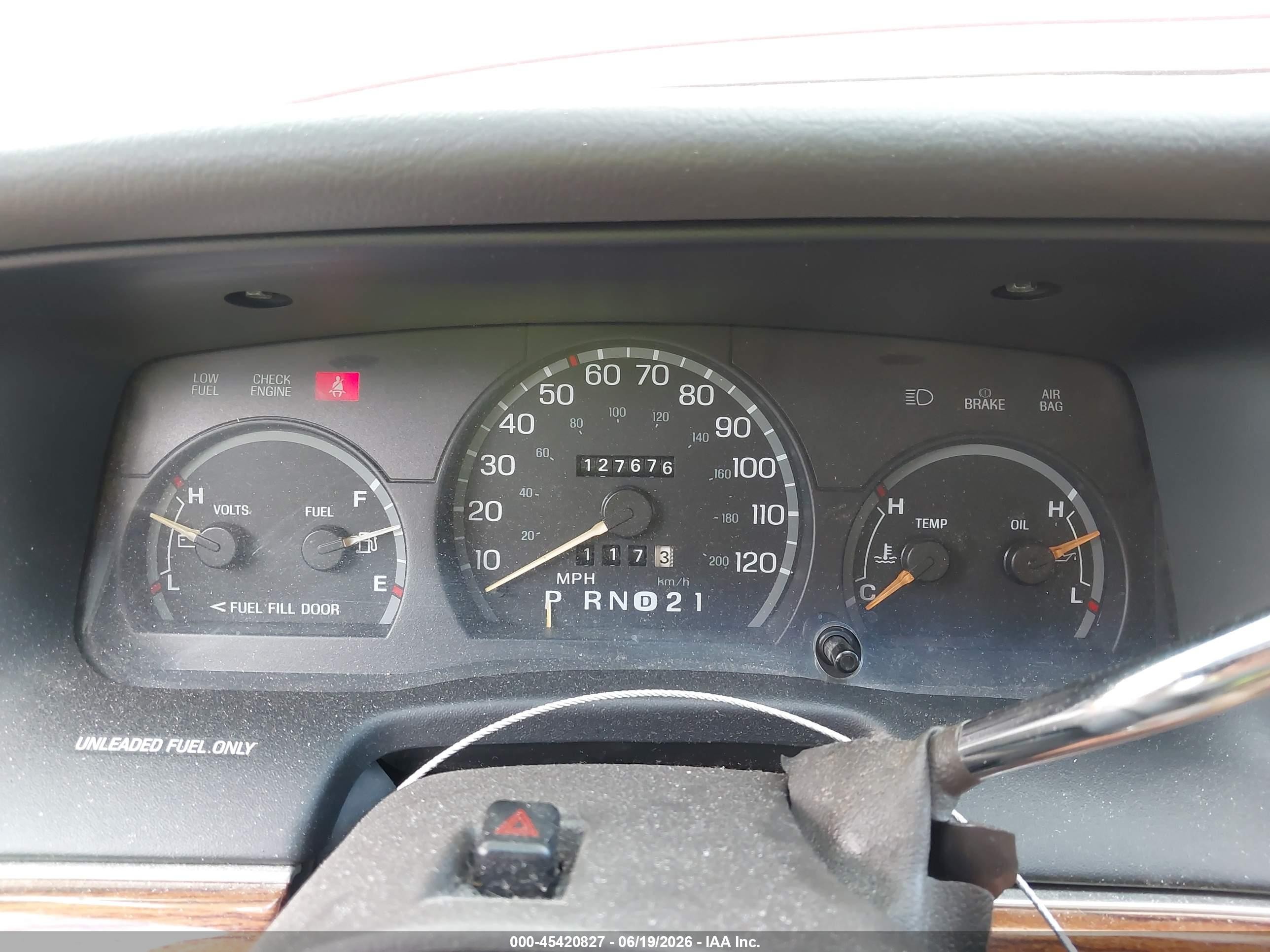 1995 Ford Crown Victoria Lx Красный vin: 2FALP74W6SX116331