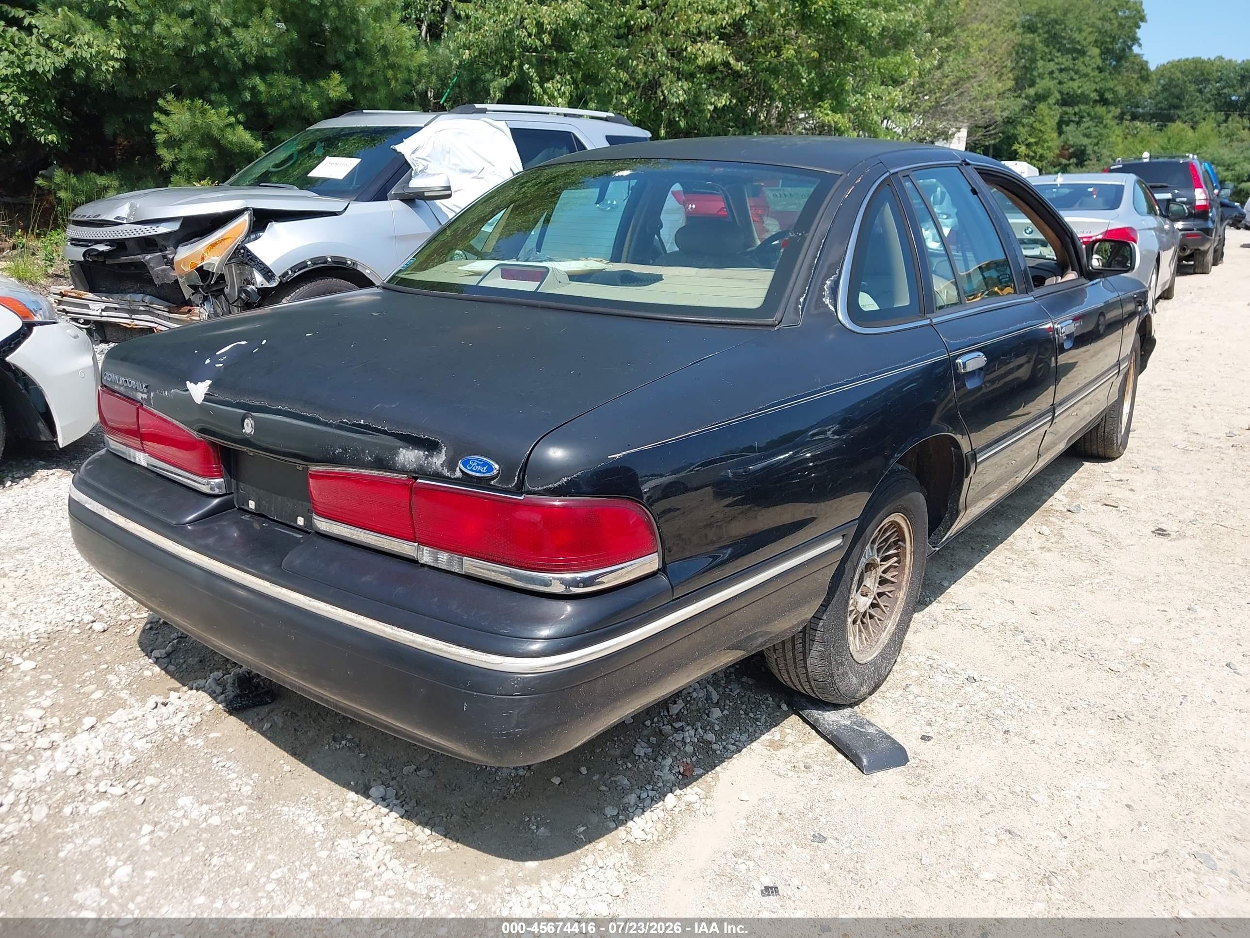 1997 Ford Crown Victoria Lx Black vin: 2FALP74W6VX225506