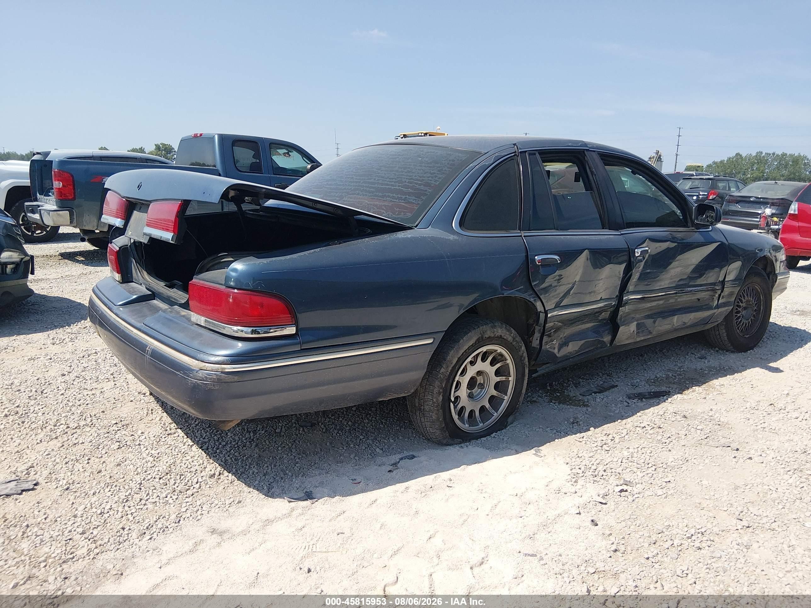 1997 Ford Crown Victoria Lx Blue vin: 2FALP74W6VX228308