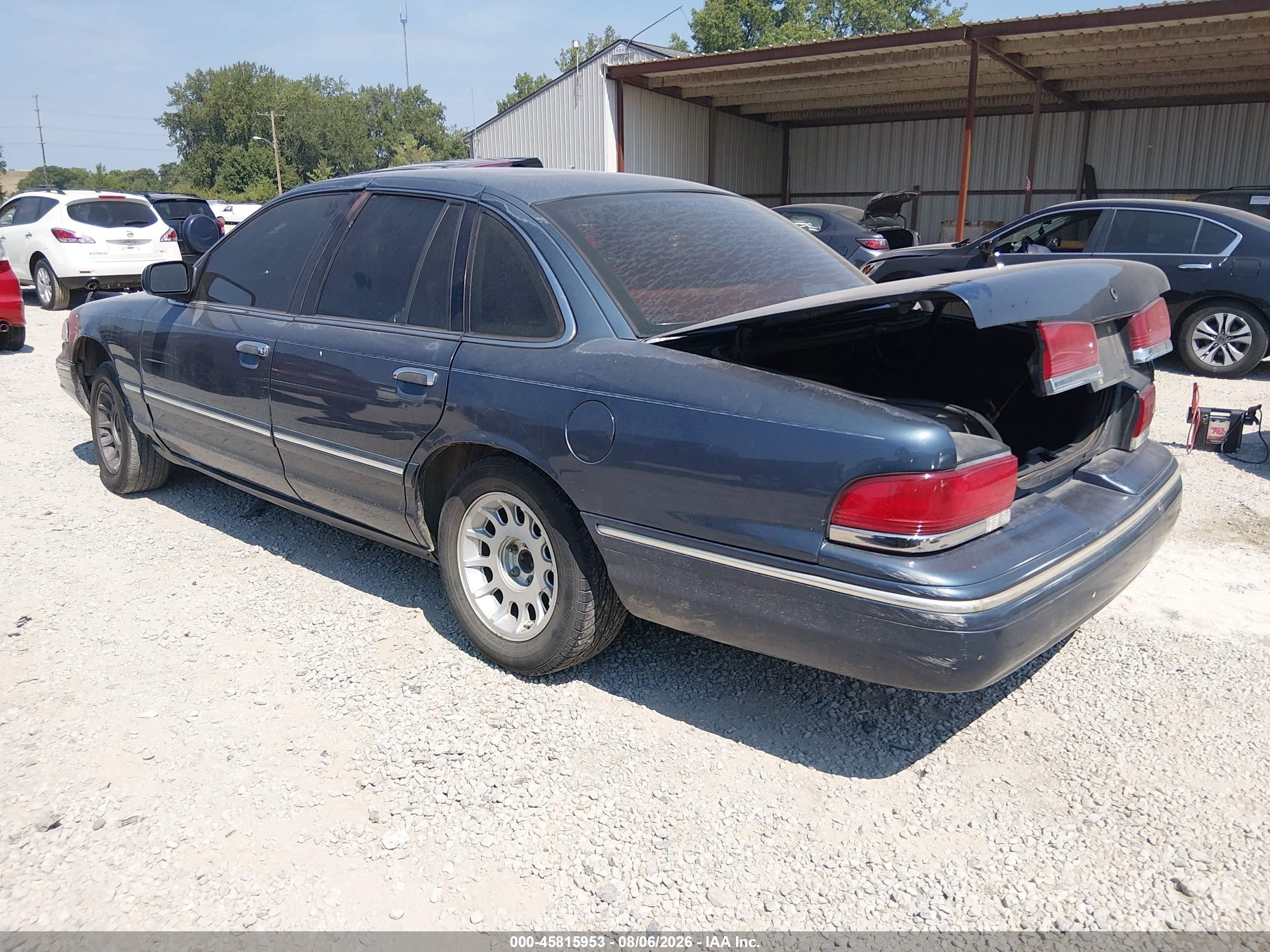 1997 Ford Crown Victoria Lx Blue vin: 2FALP74W6VX228308