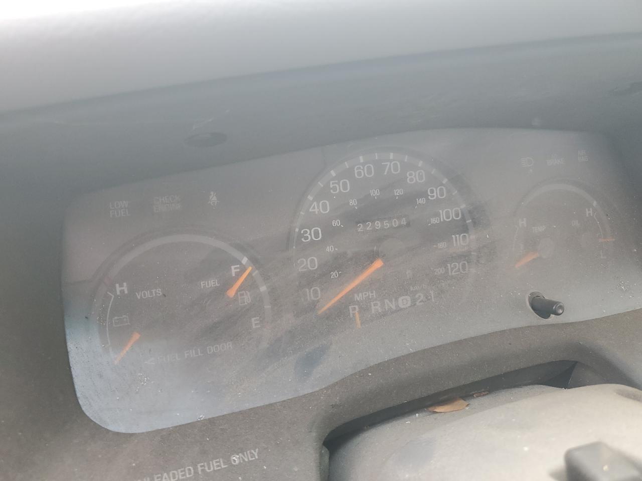 1996 Ford Crown Victoria Lx Silver vin: 2FALP74W7TX112001