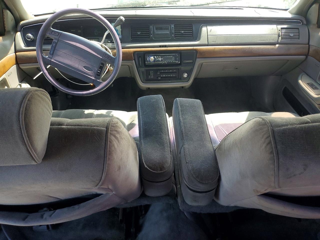1993 Ford Crown Victoria Lx Белый vin: 2FALP74WXPX134533
