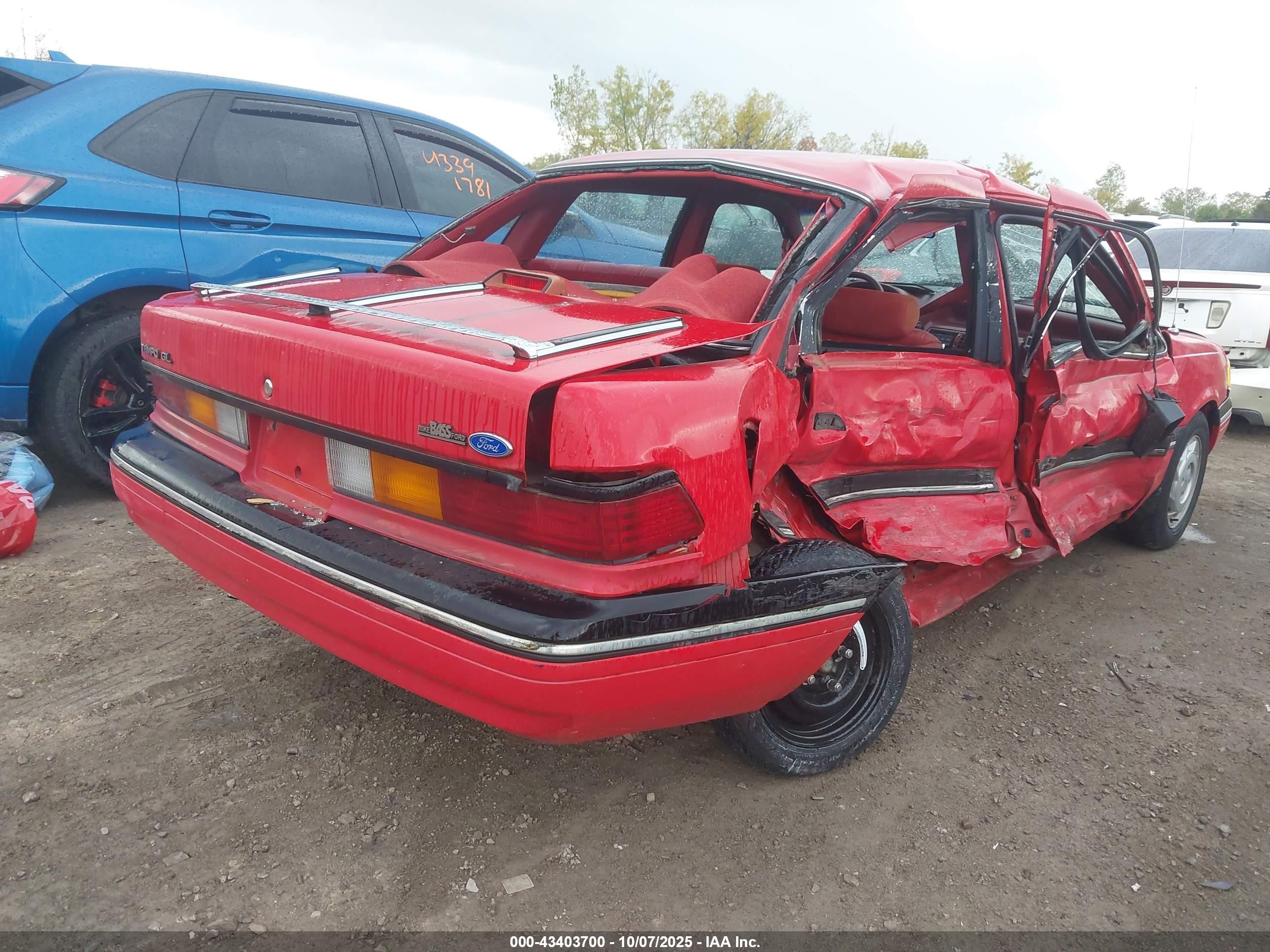 1991 Ford Tempo Gl Red vin: 2FAPP36X1MB199652