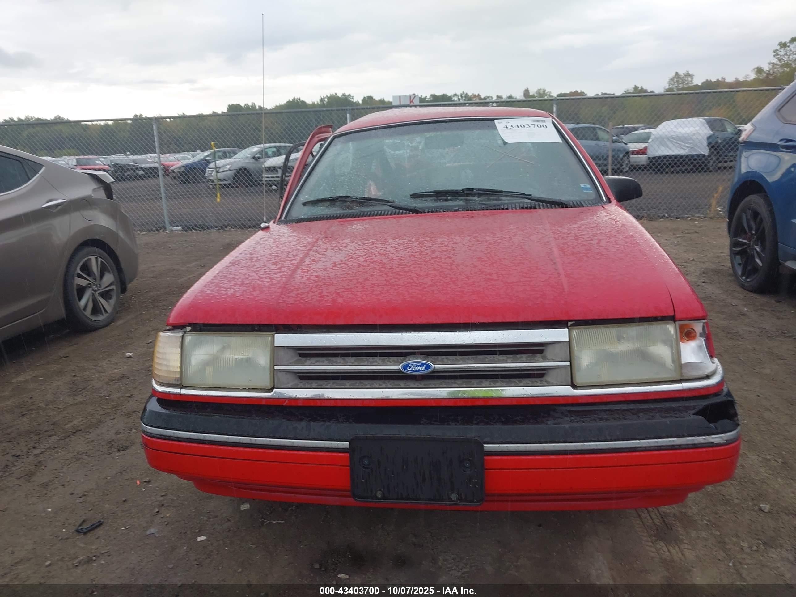 1991 Ford Tempo Gl Red vin: 2FAPP36X1MB199652