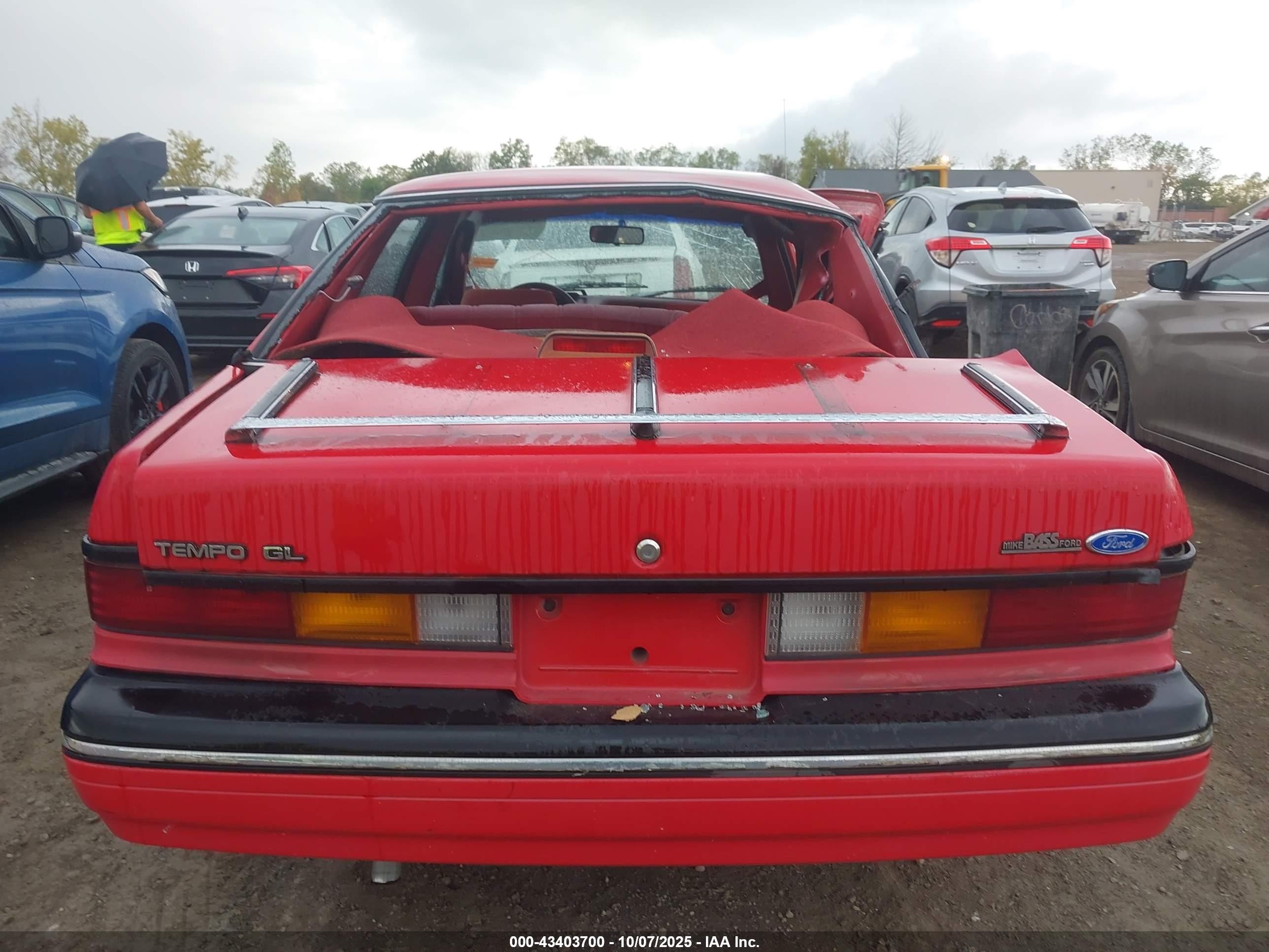 1991 Ford Tempo Gl Red vin: 2FAPP36X1MB199652