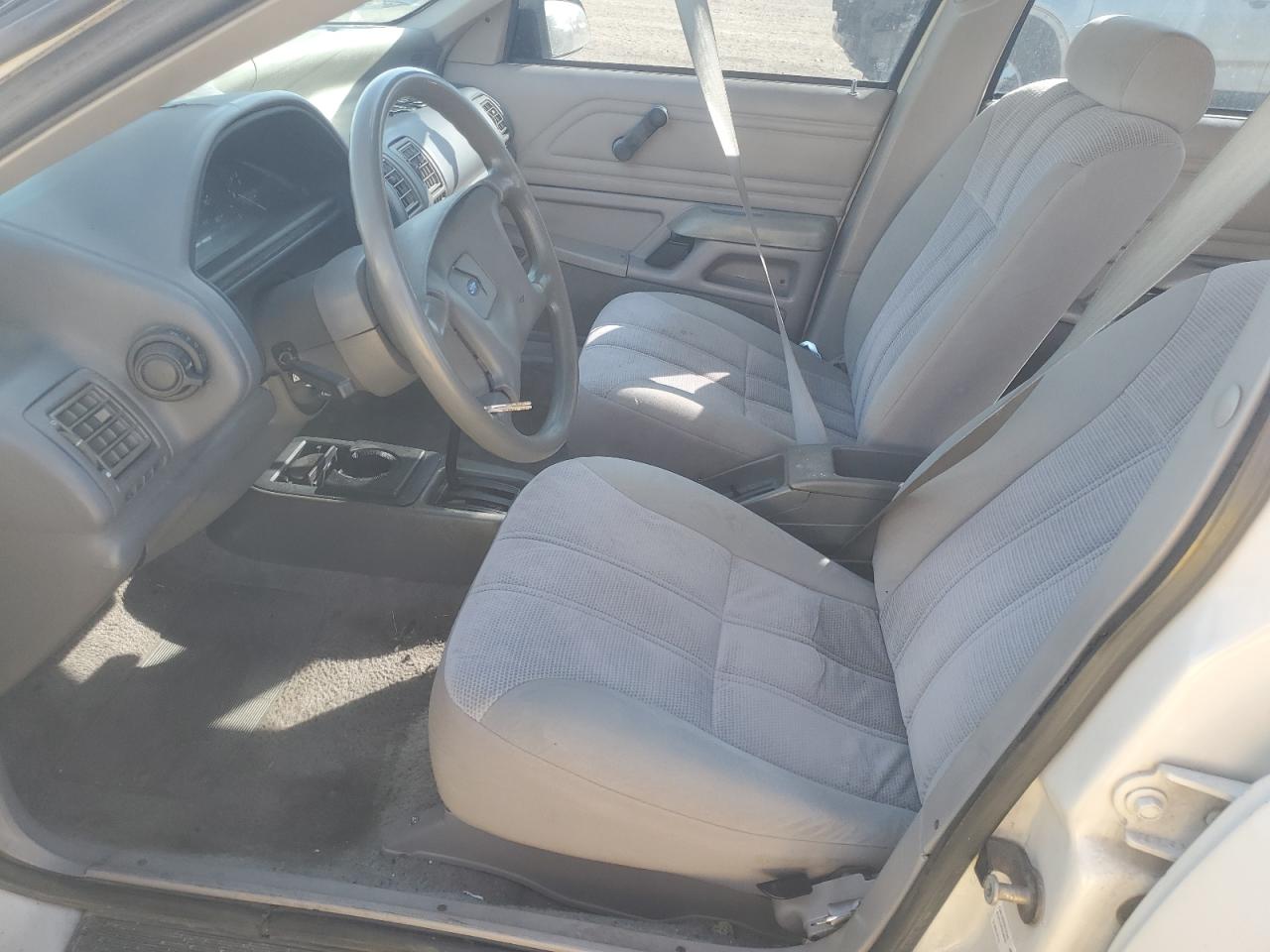 1992 Ford Tempo Gl White vin: 2FAPP36XXNB207779