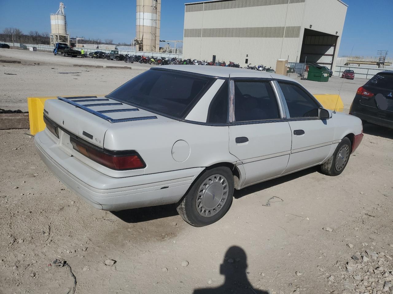 1992 Ford Tempo Gl White vin: 2FAPP36XXNB207779
