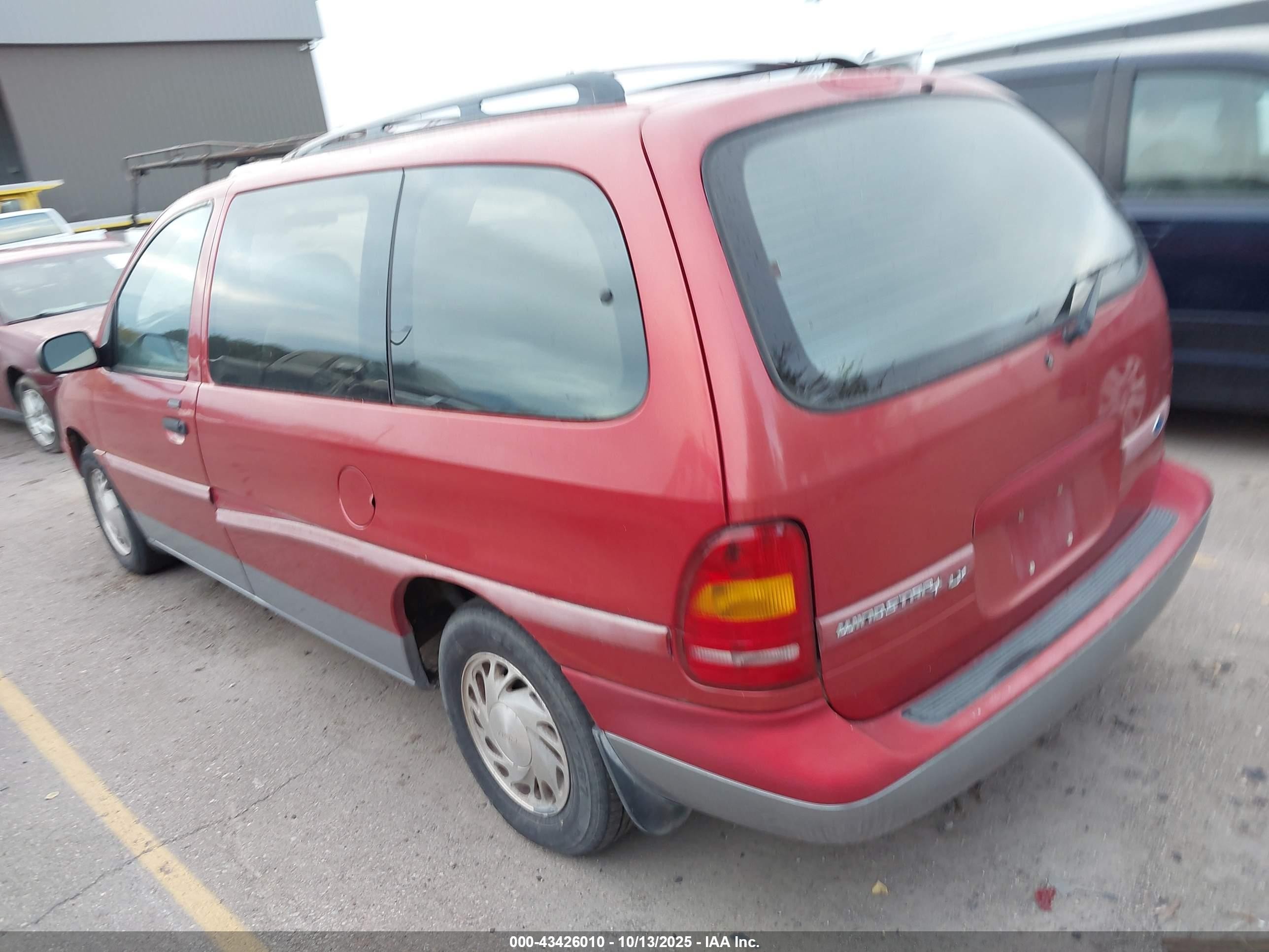 1995 Ford Windstar Wagon Red vin: 2FMDA5142SBB89762