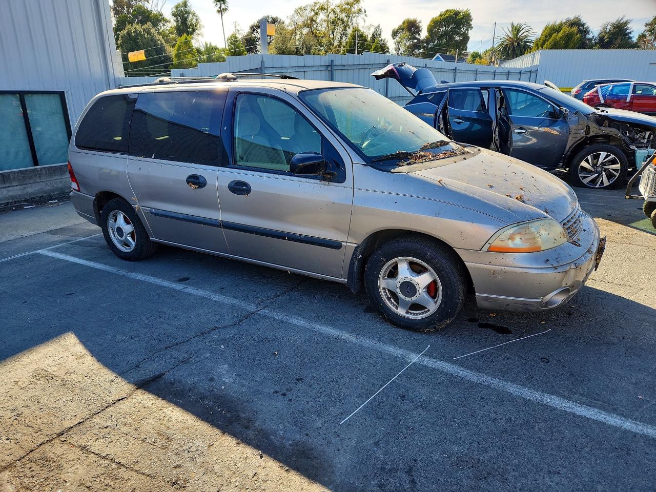 2003 Ford Windstar Lx Tan vin: 2FMDA51443BB60877