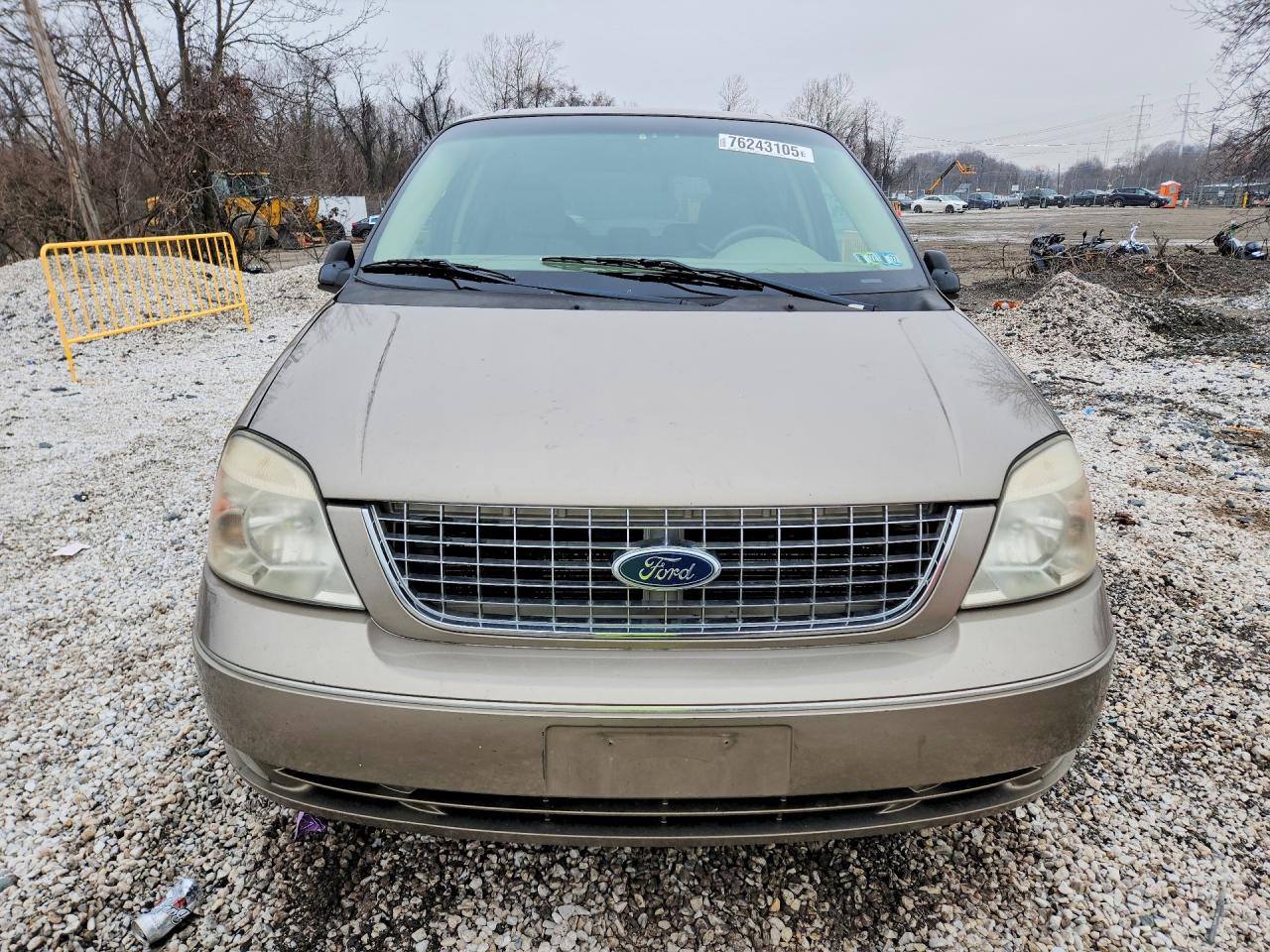 2004 Ford Freestar Beige vin: 2FMDA52244BA48286