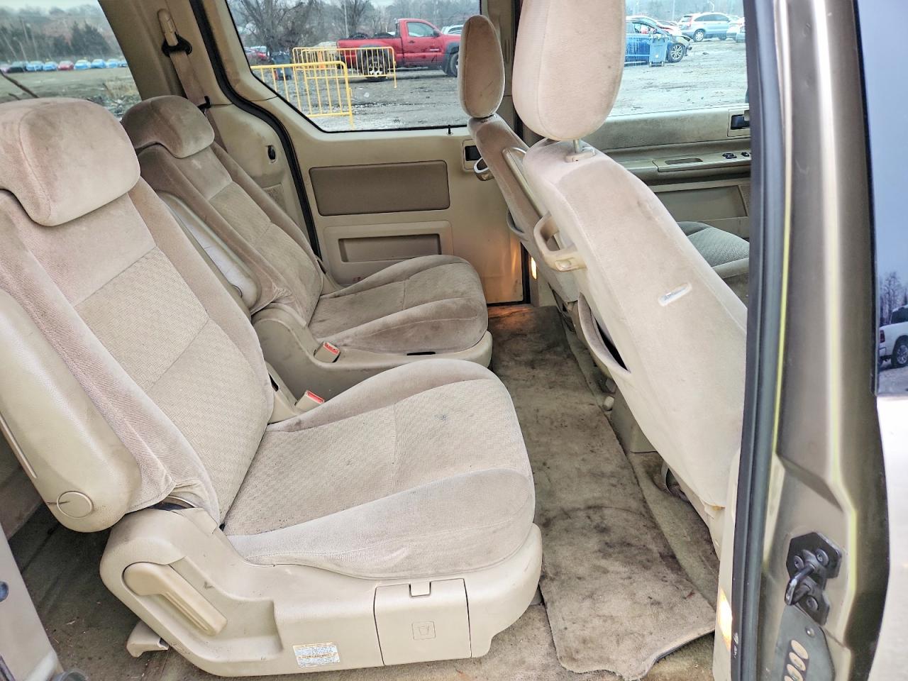 2004 Ford Freestar Beige vin: 2FMDA52244BA48286