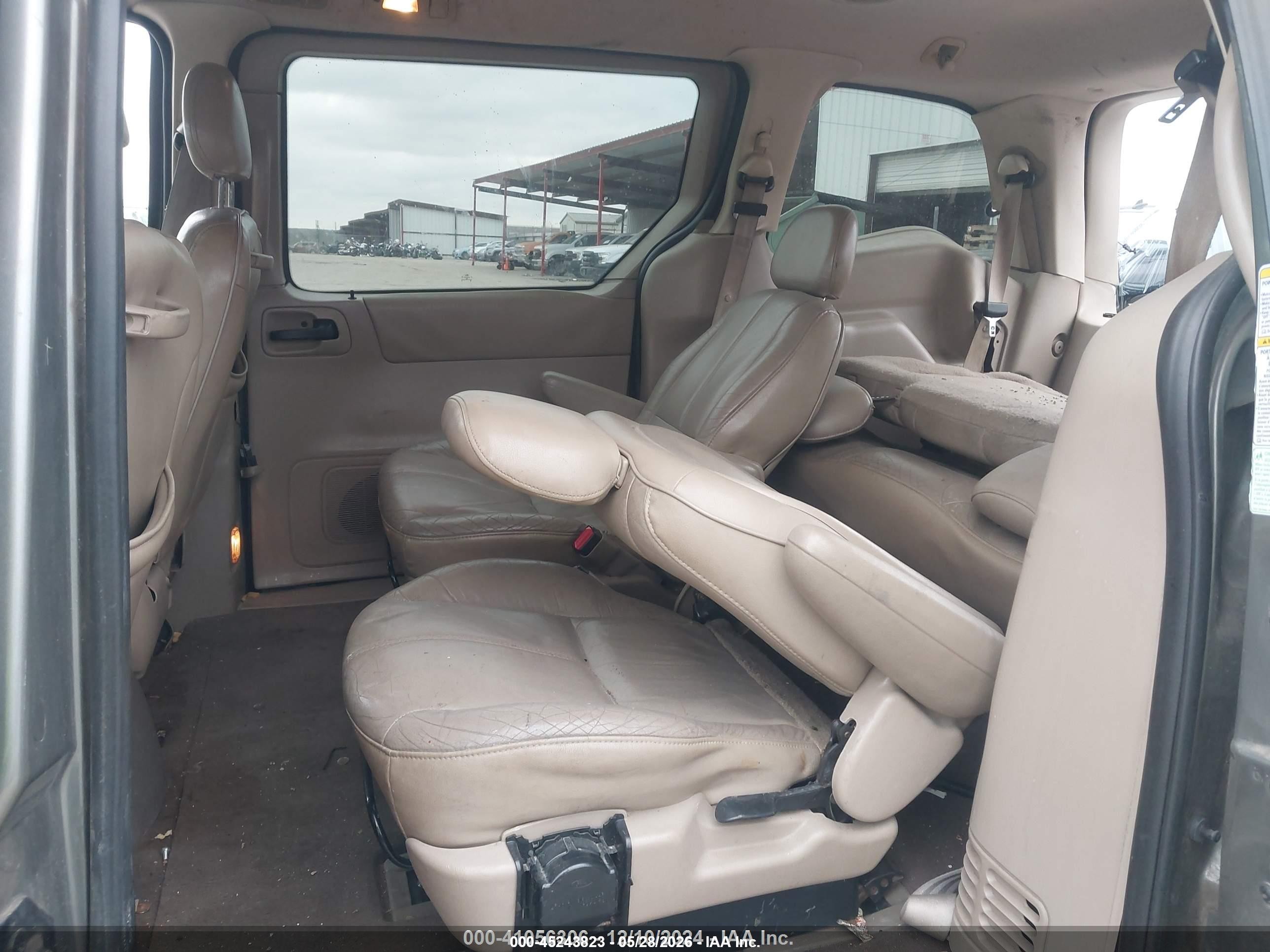 1999 Ford Windstar Se Gray vin: 2FMDA5240XBC66151