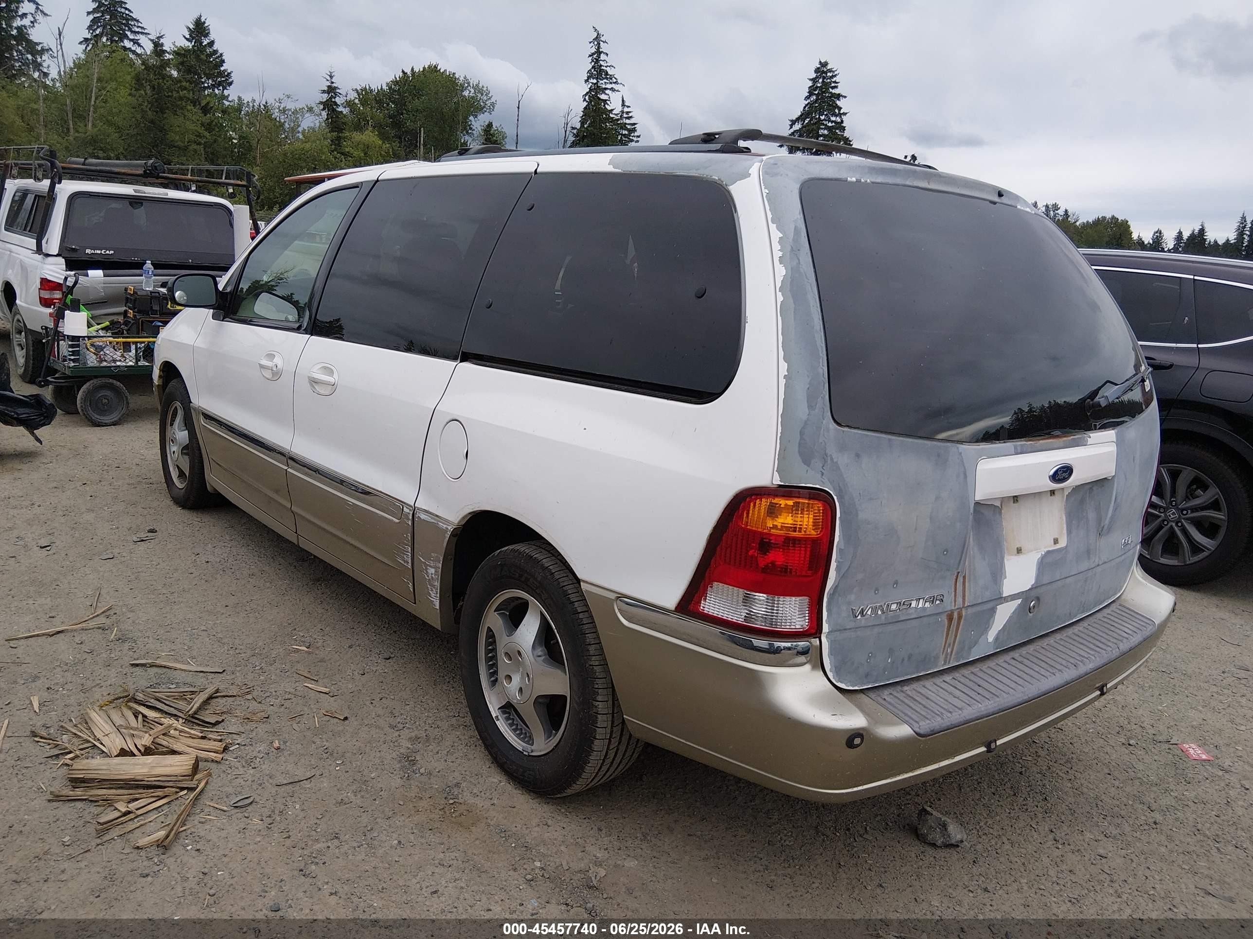 2000 Ford Windstar Limited/sel White vin: 2FMDA5340YBB48116