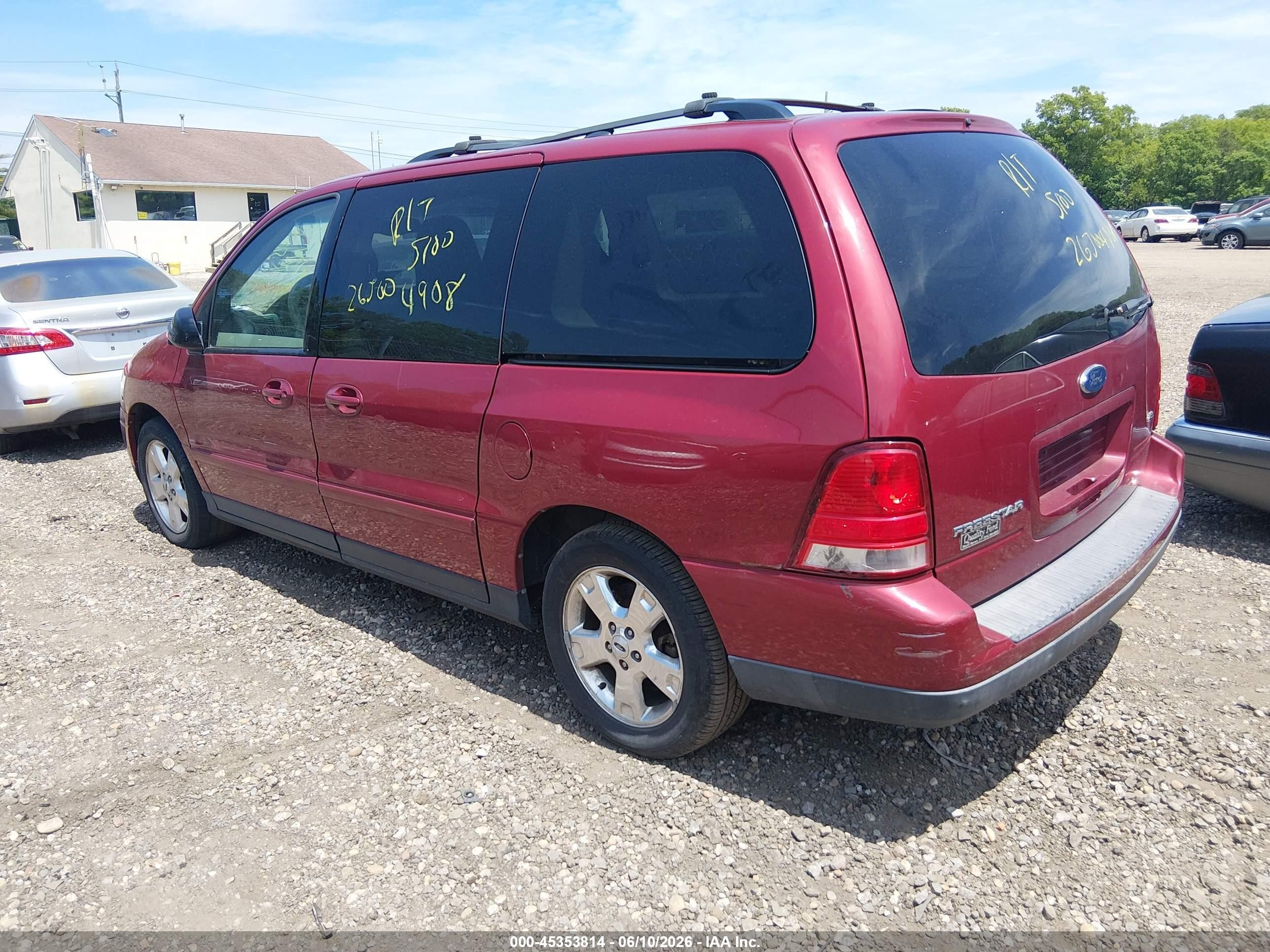 2004 Ford Freestar Ses Red vin: 2FMDA57644BA76231